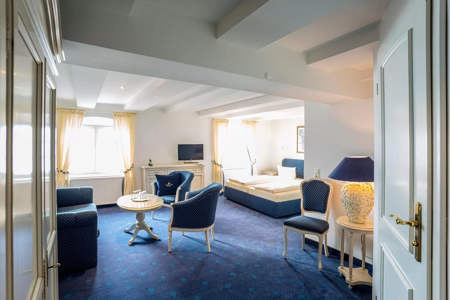 Photo of the whole room, Bed in Hotel Am Yachthafen