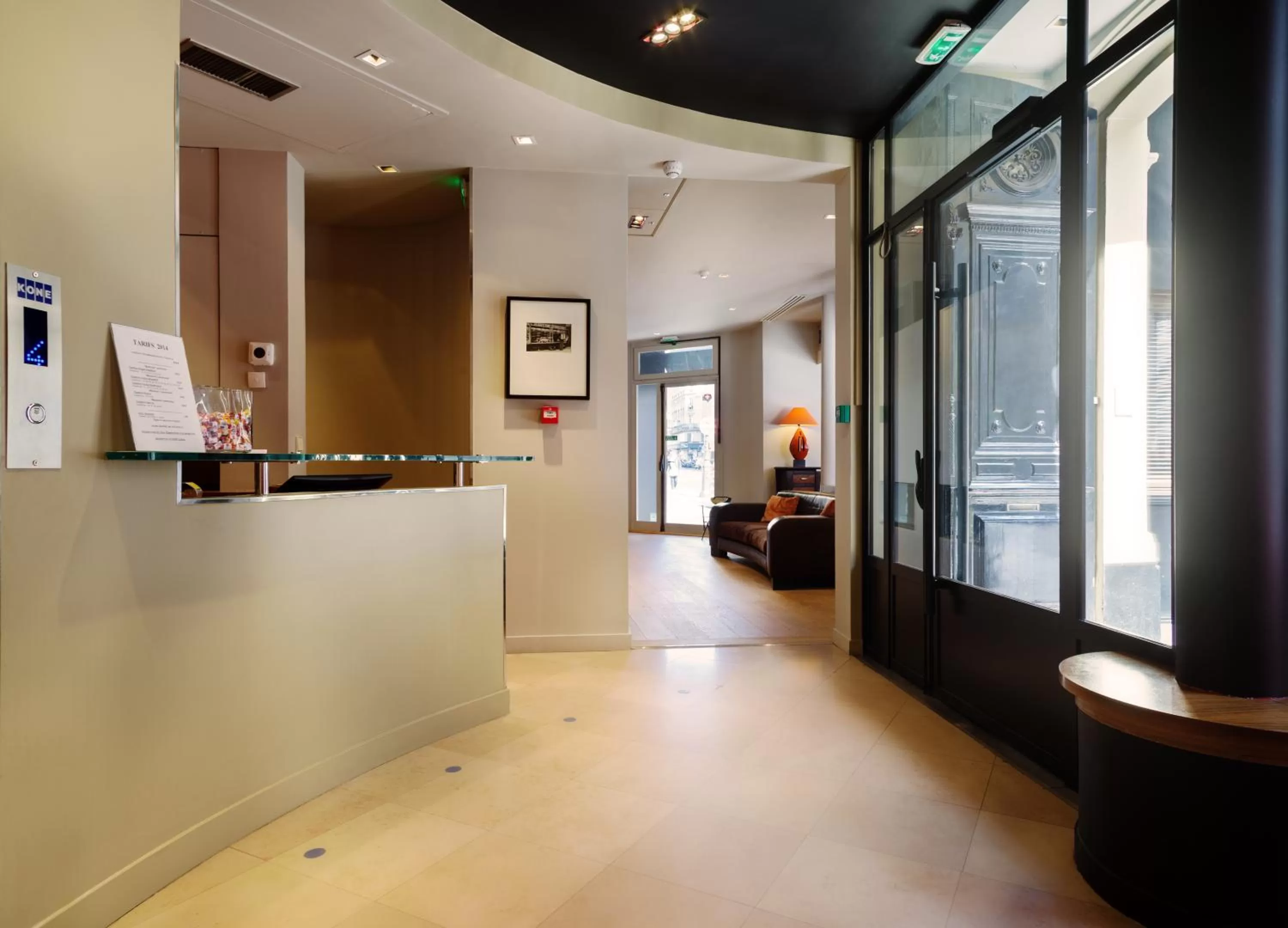 Lobby or reception in Chateaudun Opéra