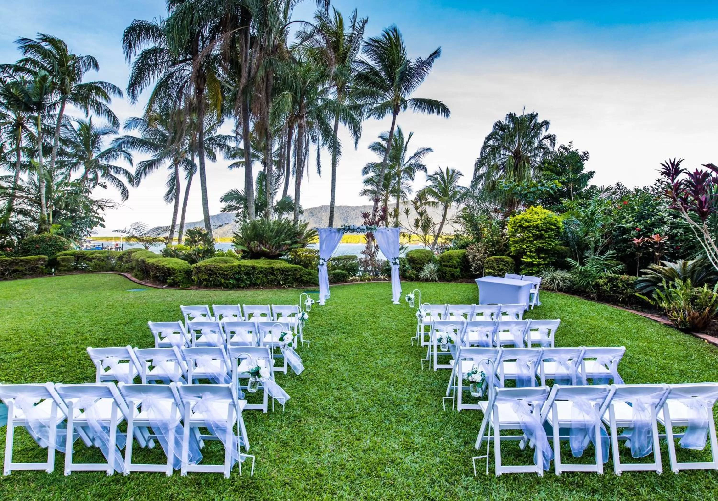 Meeting/conference room in Hilton Cairns