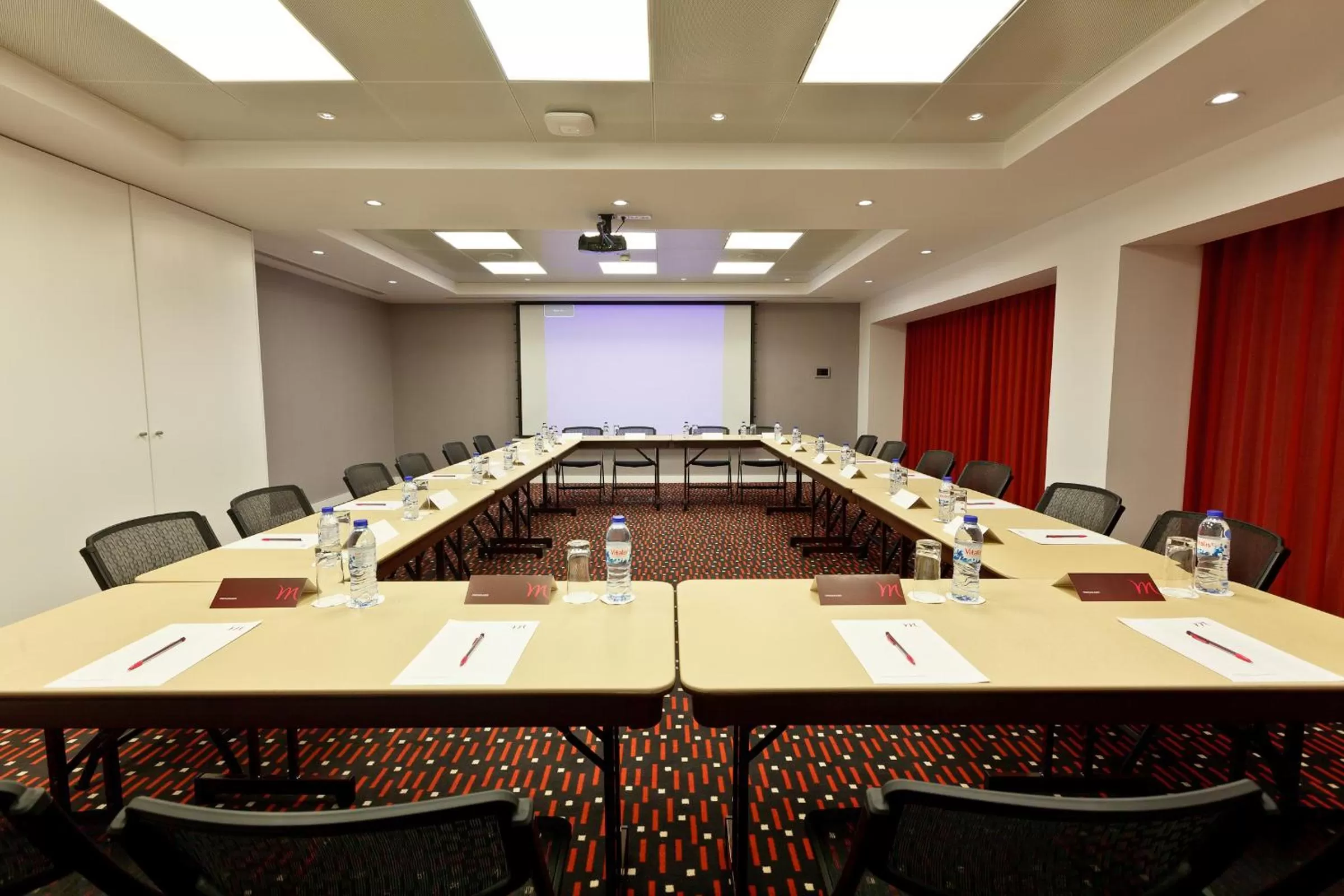Business facilities in Hotel Mercure Braga Centro