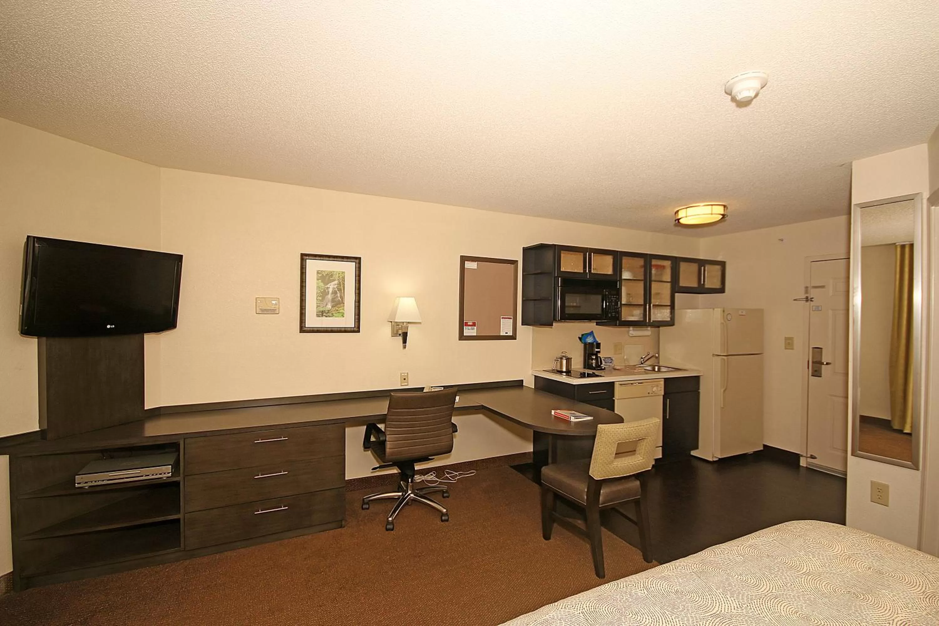 Photo of the whole room in Candlewood Suites Newport News-Yorktown by IHG