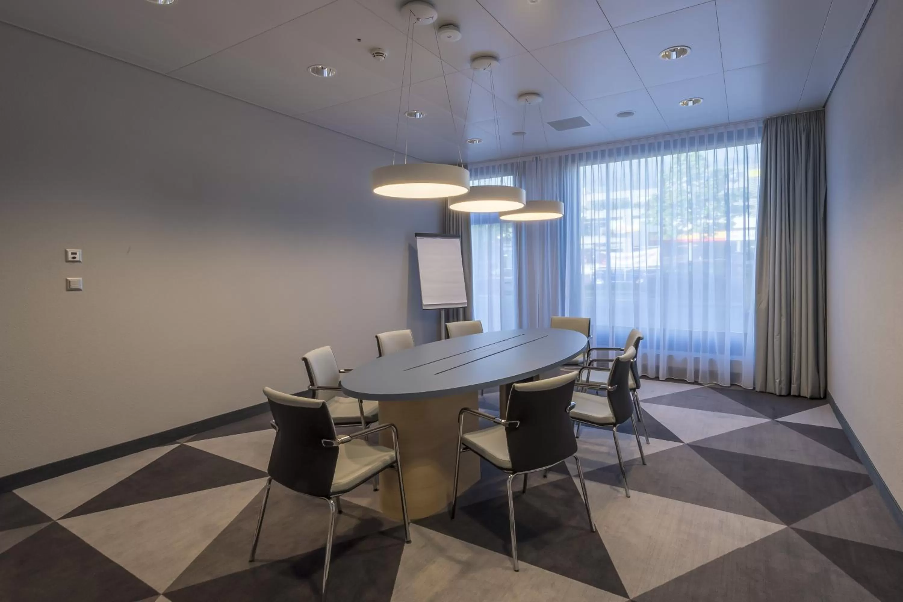 Meeting/conference room in Holiday Inn Express - Luzern - Kriens by IHG