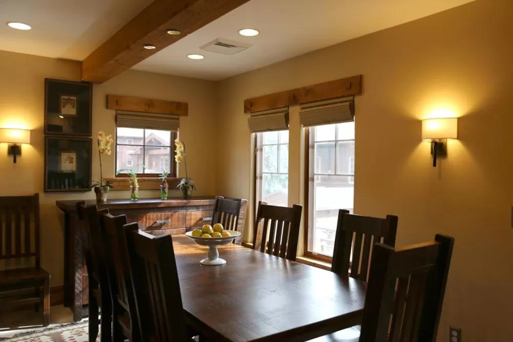 The Chateaux Deer Valley