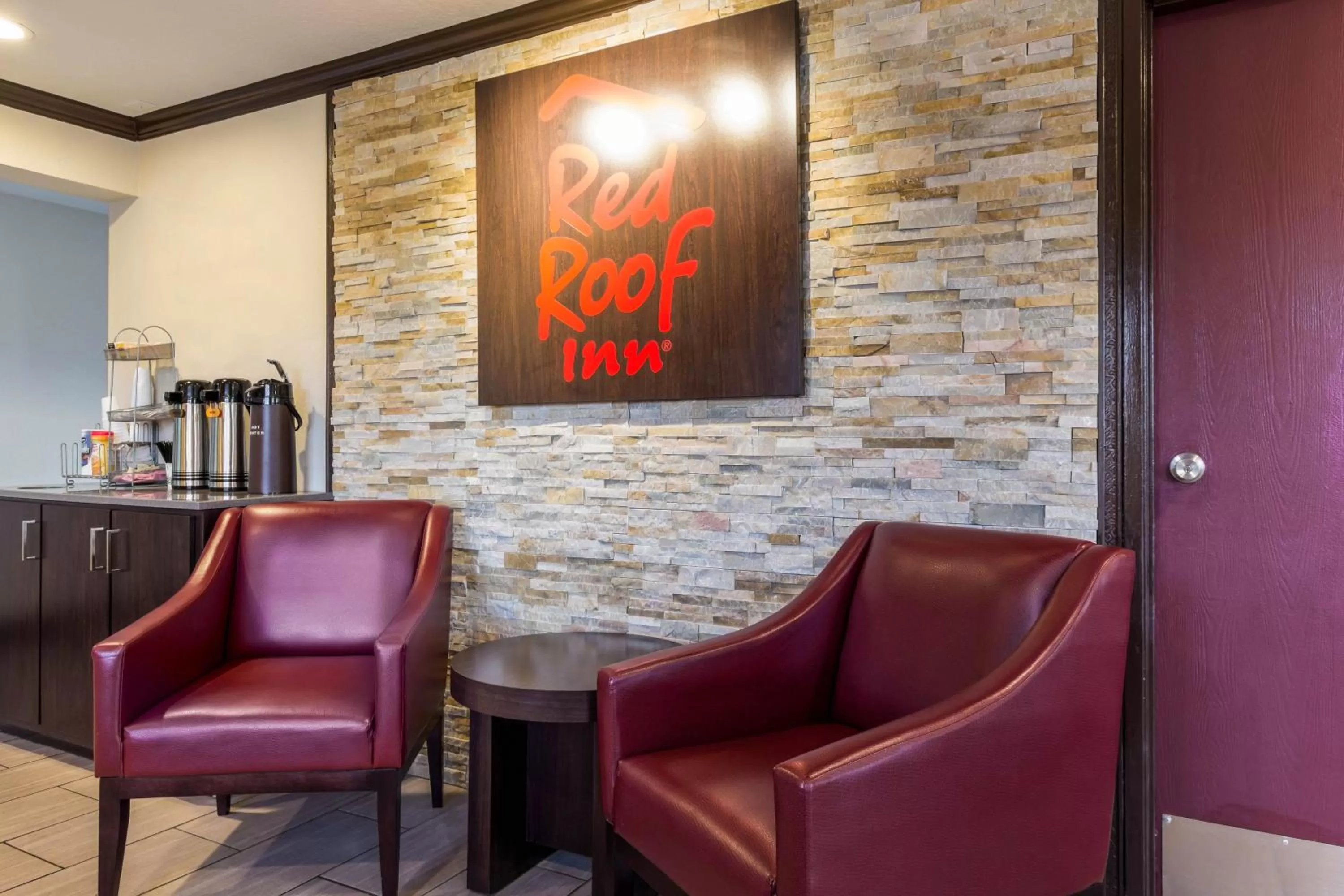 Lobby or reception in Red Roof Inn Dry Ridge