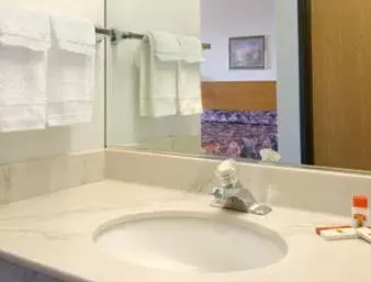 2 Queen Beds, Courtyard View, Studio Family Suite, Non-Smoking in Super 8 by Wyndham St. Ignace 2 Queen Beds, Courtyard View, Studio Family Suite, Non-Smoking in Super 8 by Wyndham St. Ignace