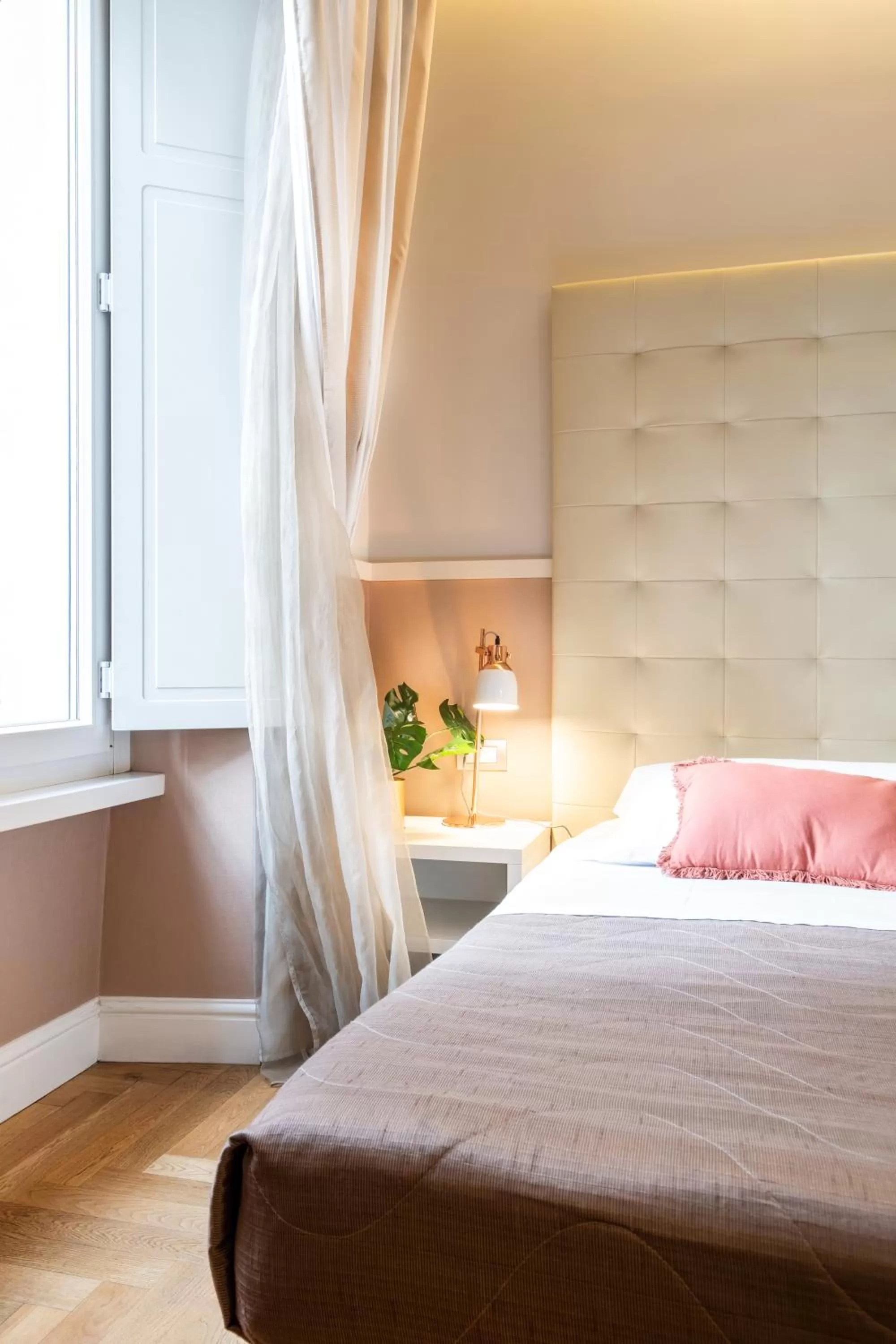 Bed in Rome River Inn