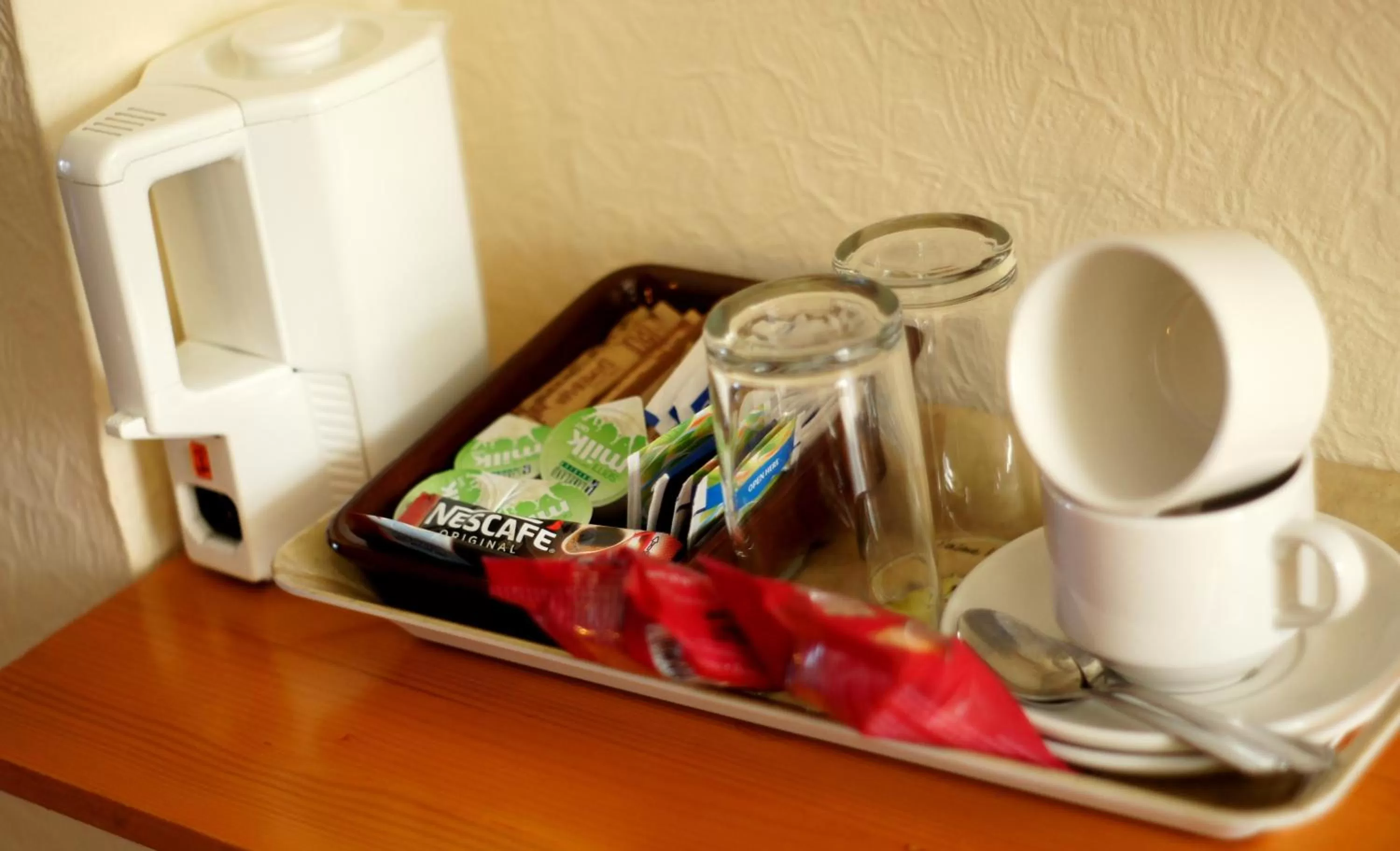 Coffee/tea facilities in Auld Cross Keys Inn