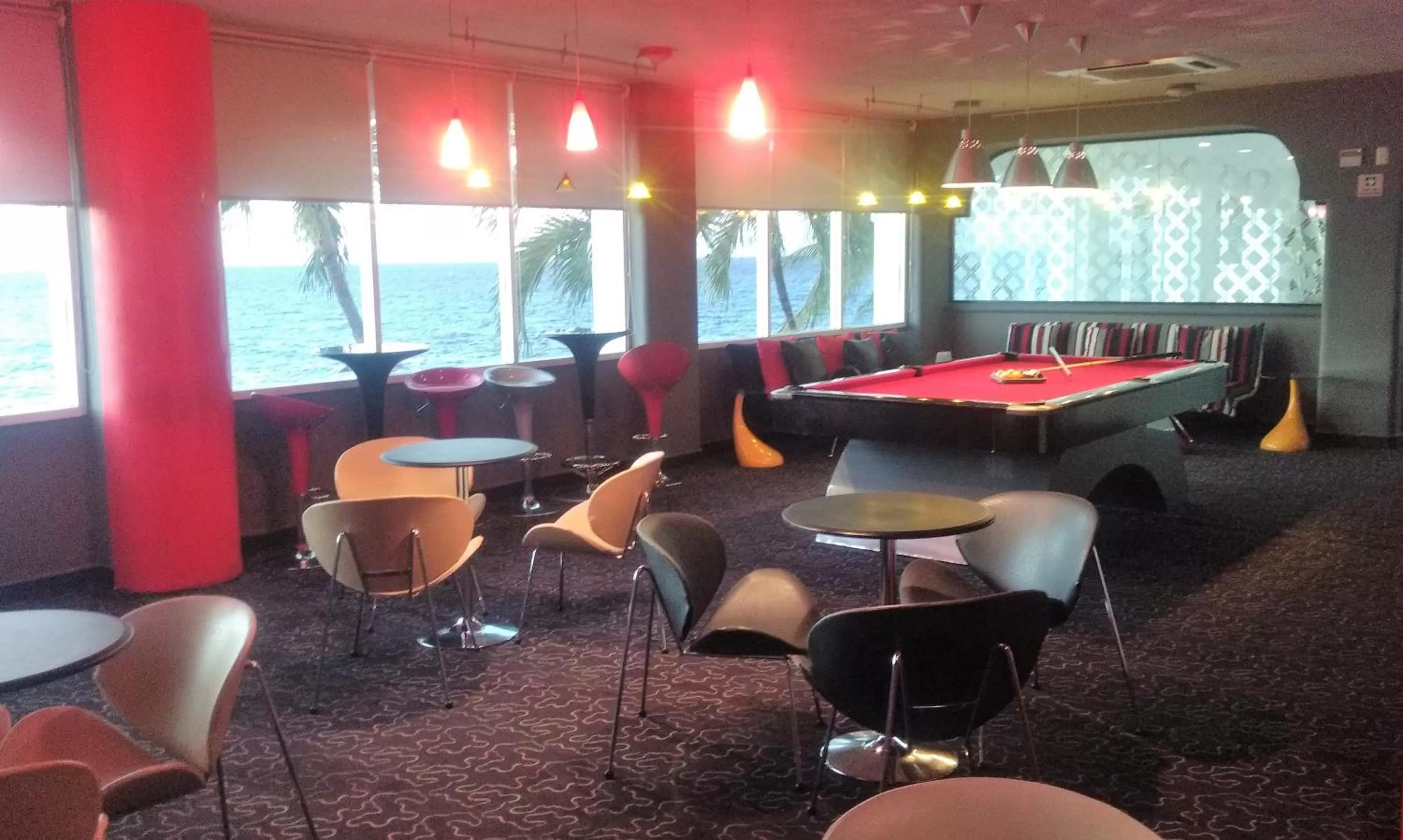 Lounge or bar in Coral Princess Hotel & Dive Resort