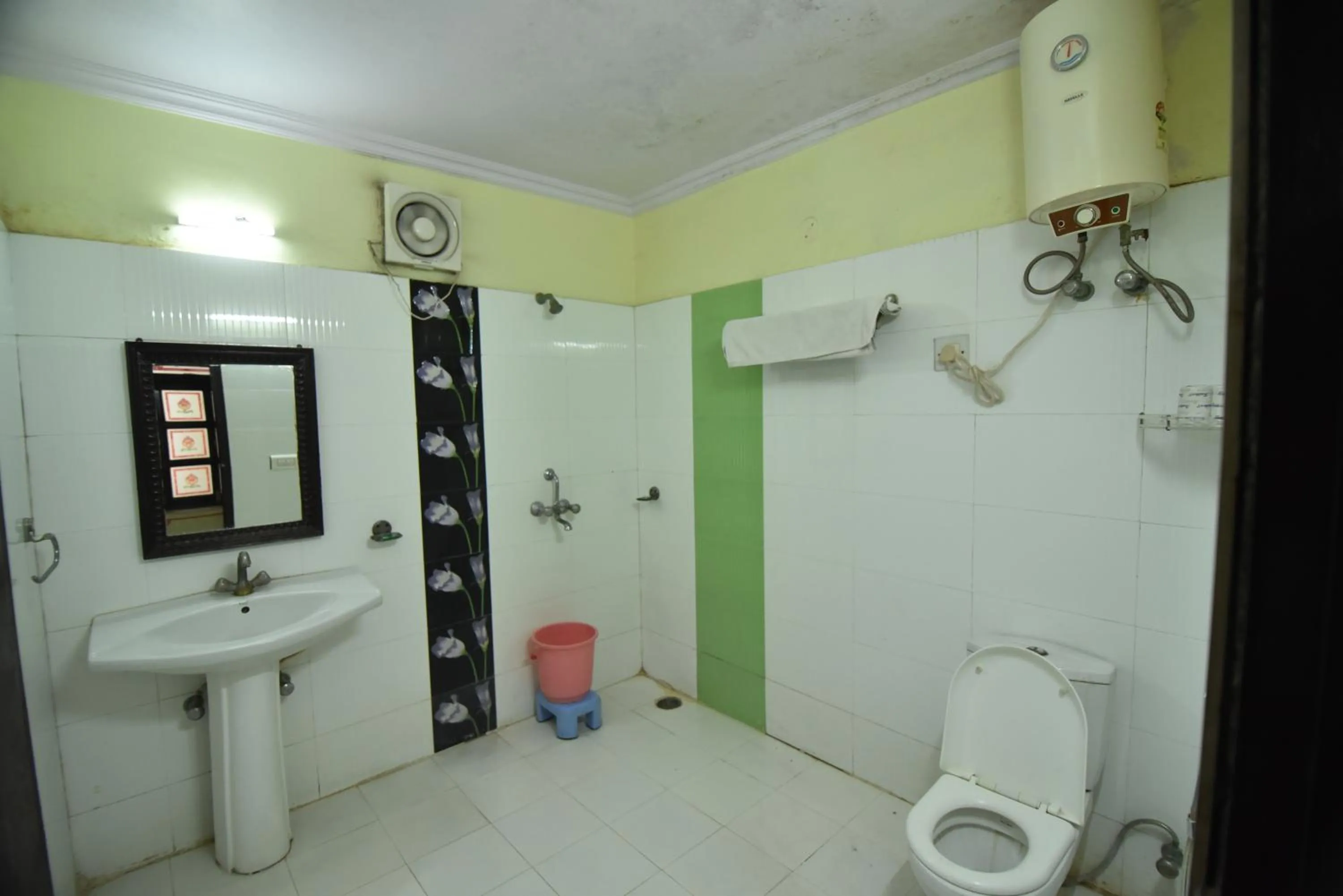 Toilet, Bathroom in Hotel Vaishnavi