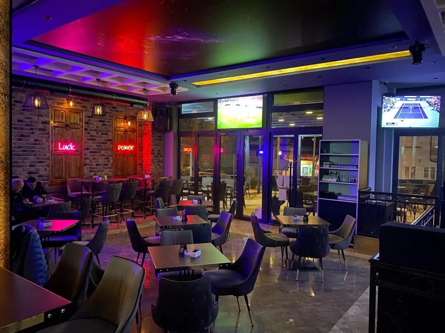 Restaurant/Places to Eat in Elan Luxury Apartments & Lounge Bar