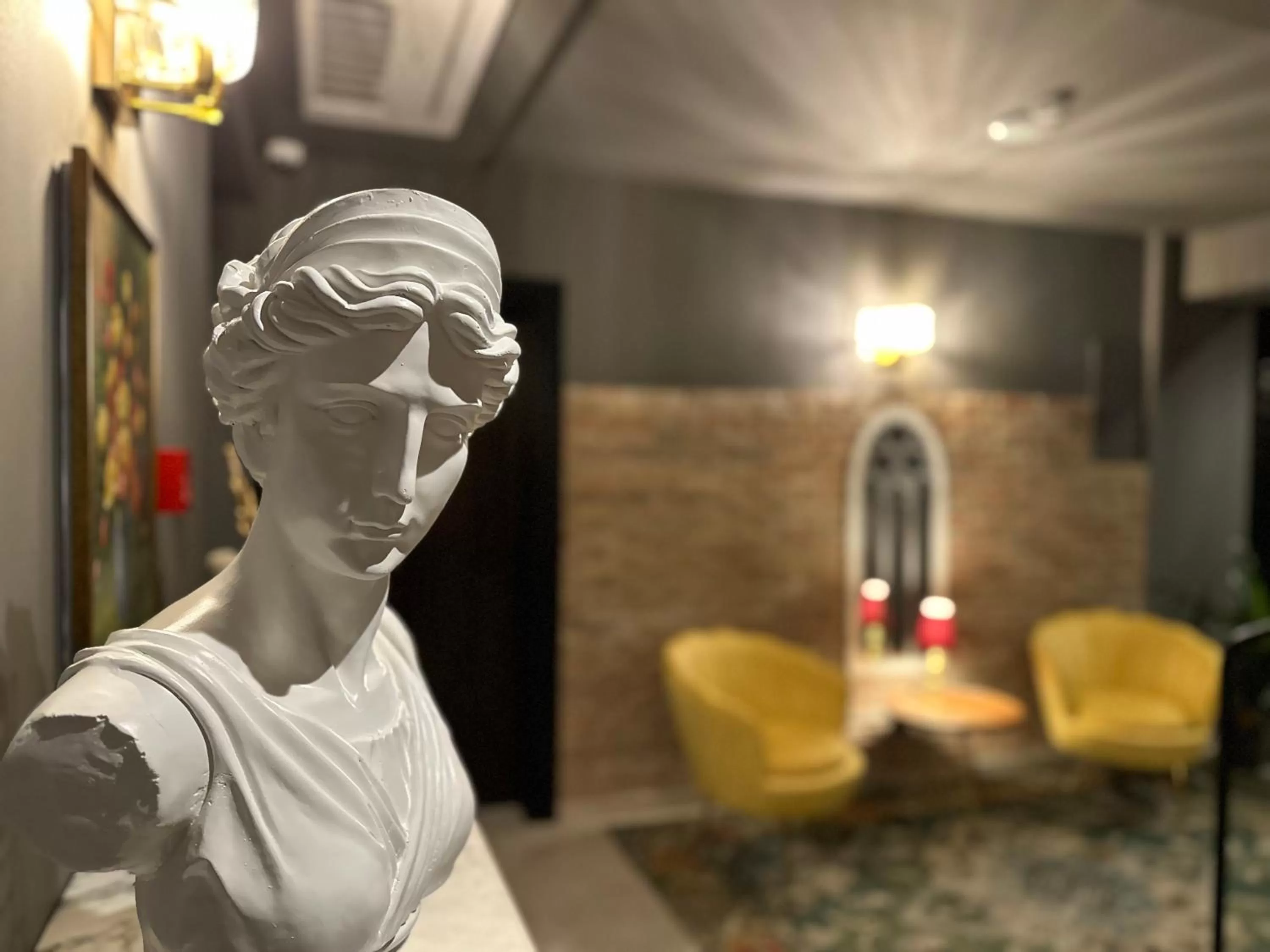 Decorative detail in Galavani By Vintage Hotel Collections