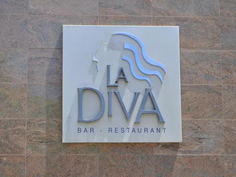 Property logo or sign in Ramblas Vendrell