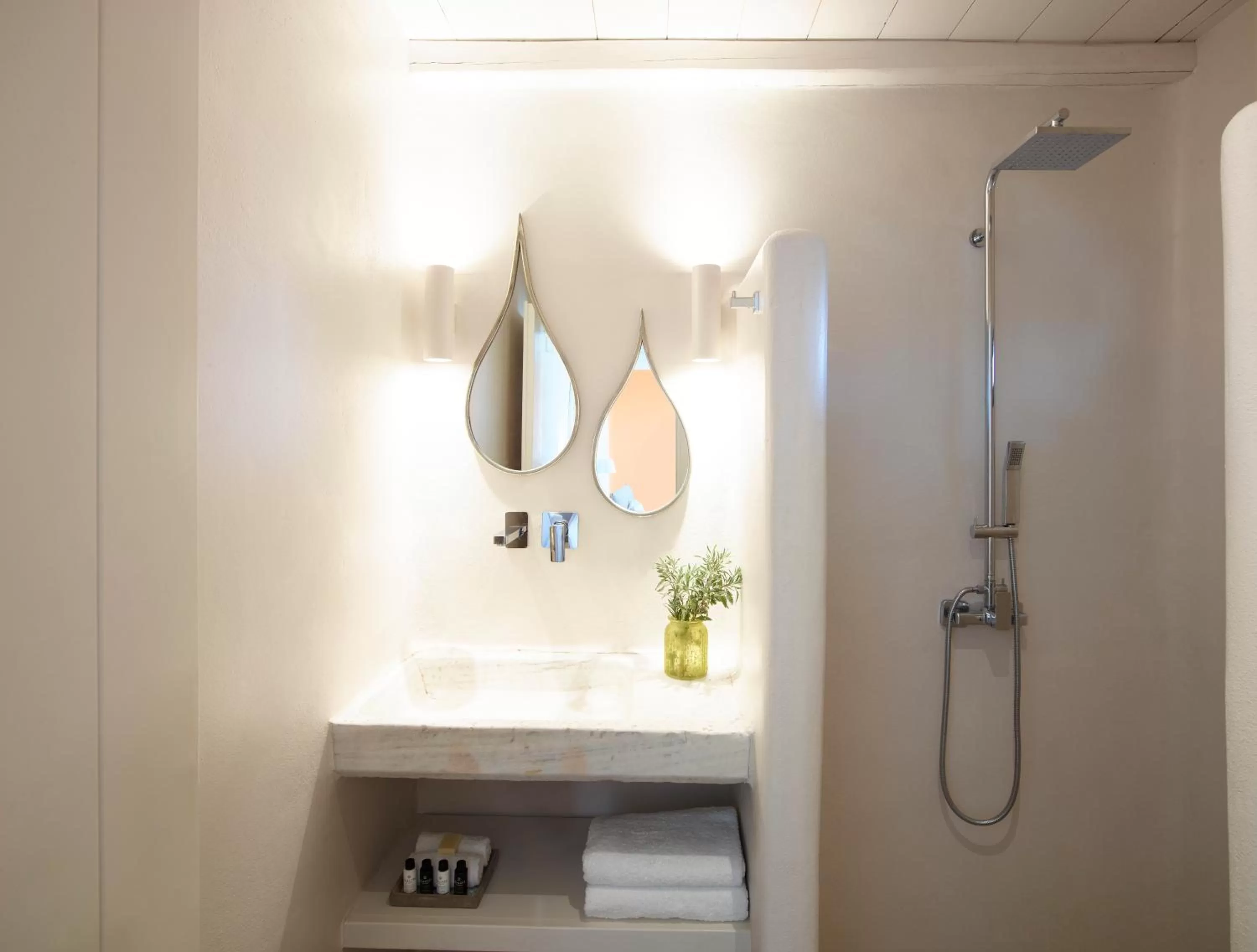 Shower in Aeolis Tinos Suites
