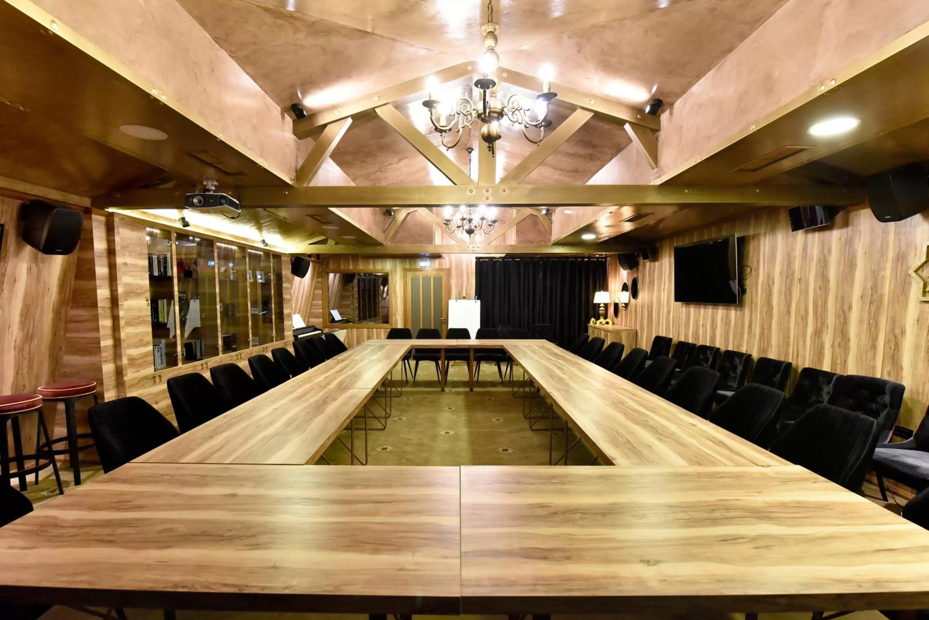 Meeting/conference room in Hotel Hymeti's Palace