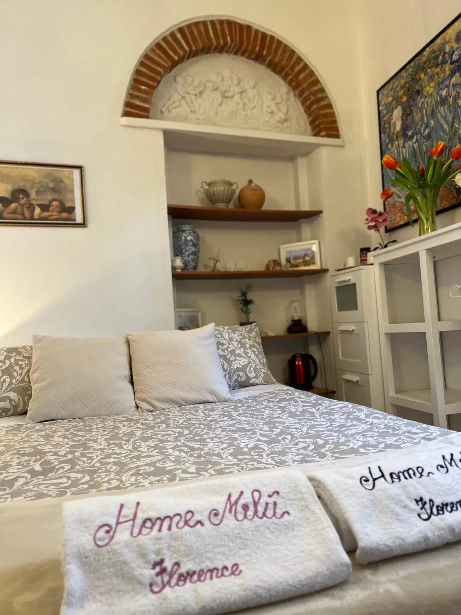 Photo of the whole room, Bed in Home Milù Florence