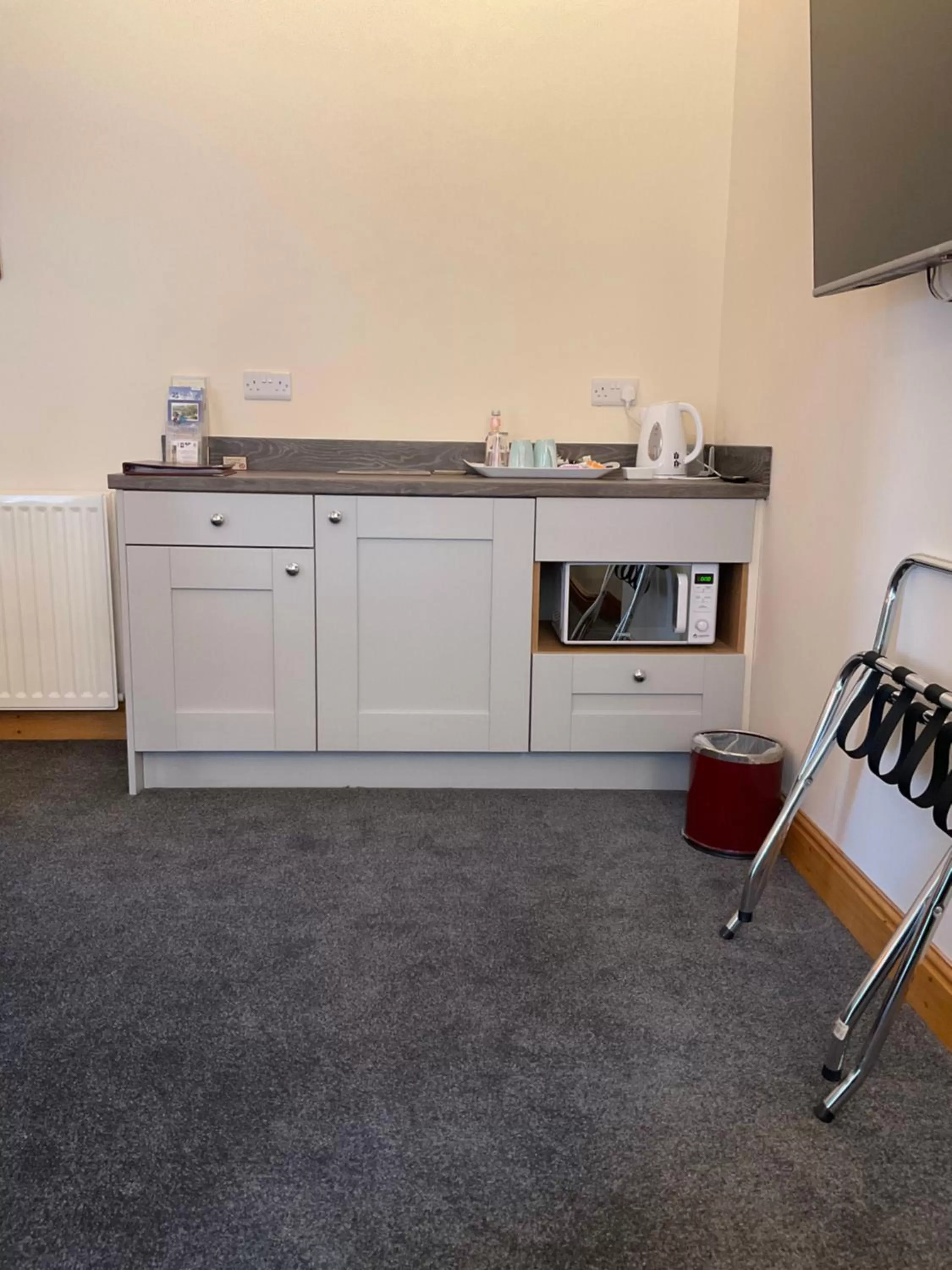 Kitchen/Kitchenette in Wydon Farm Bed and Breakfast