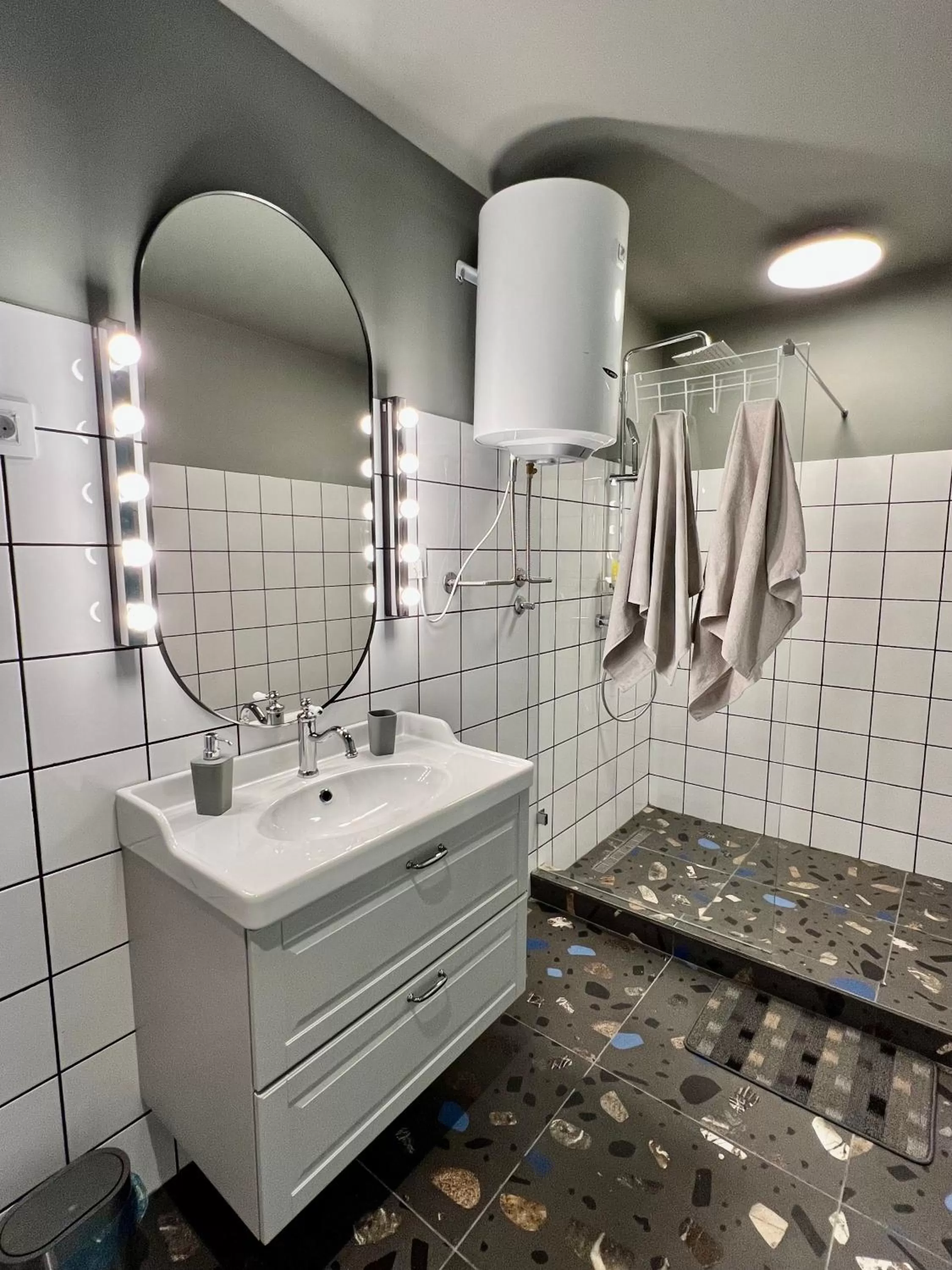 Shower, Bathroom in Tulum Apart Center Belgrade