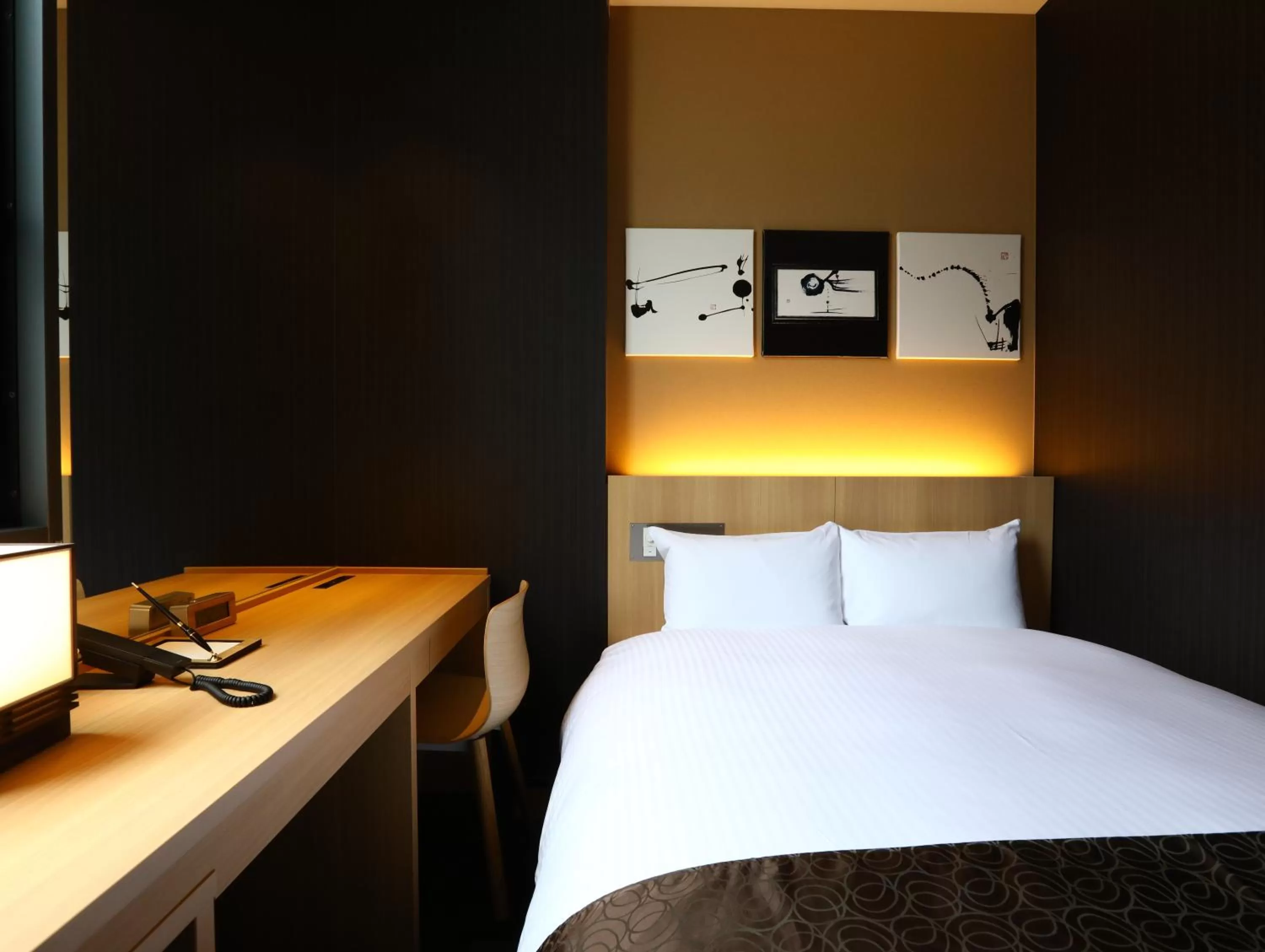 Bed in Hotel Wing International Kyoto - Shijo Karasuma