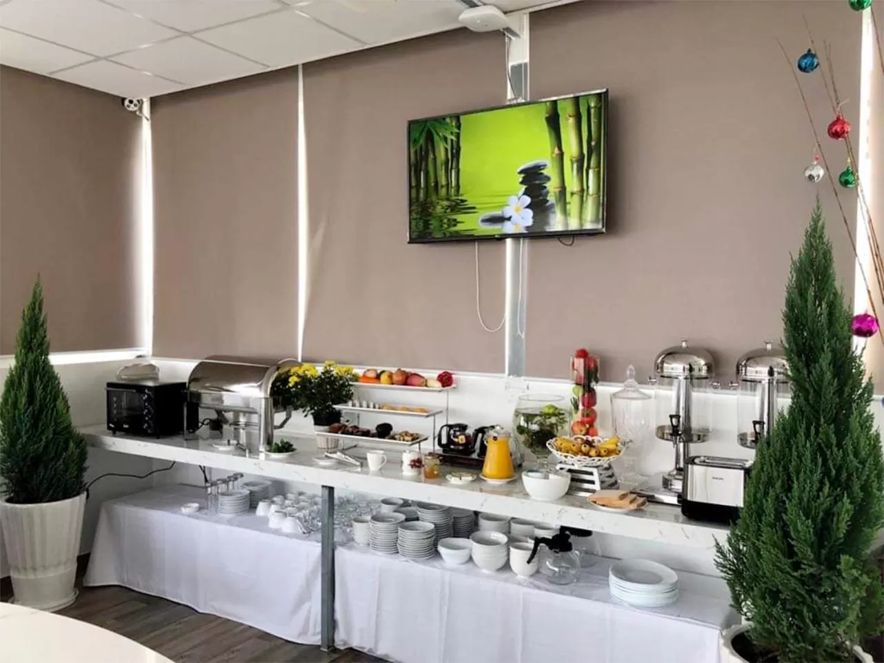 Restaurant/places to eat in Park Hill Hotel - Phu My Hung