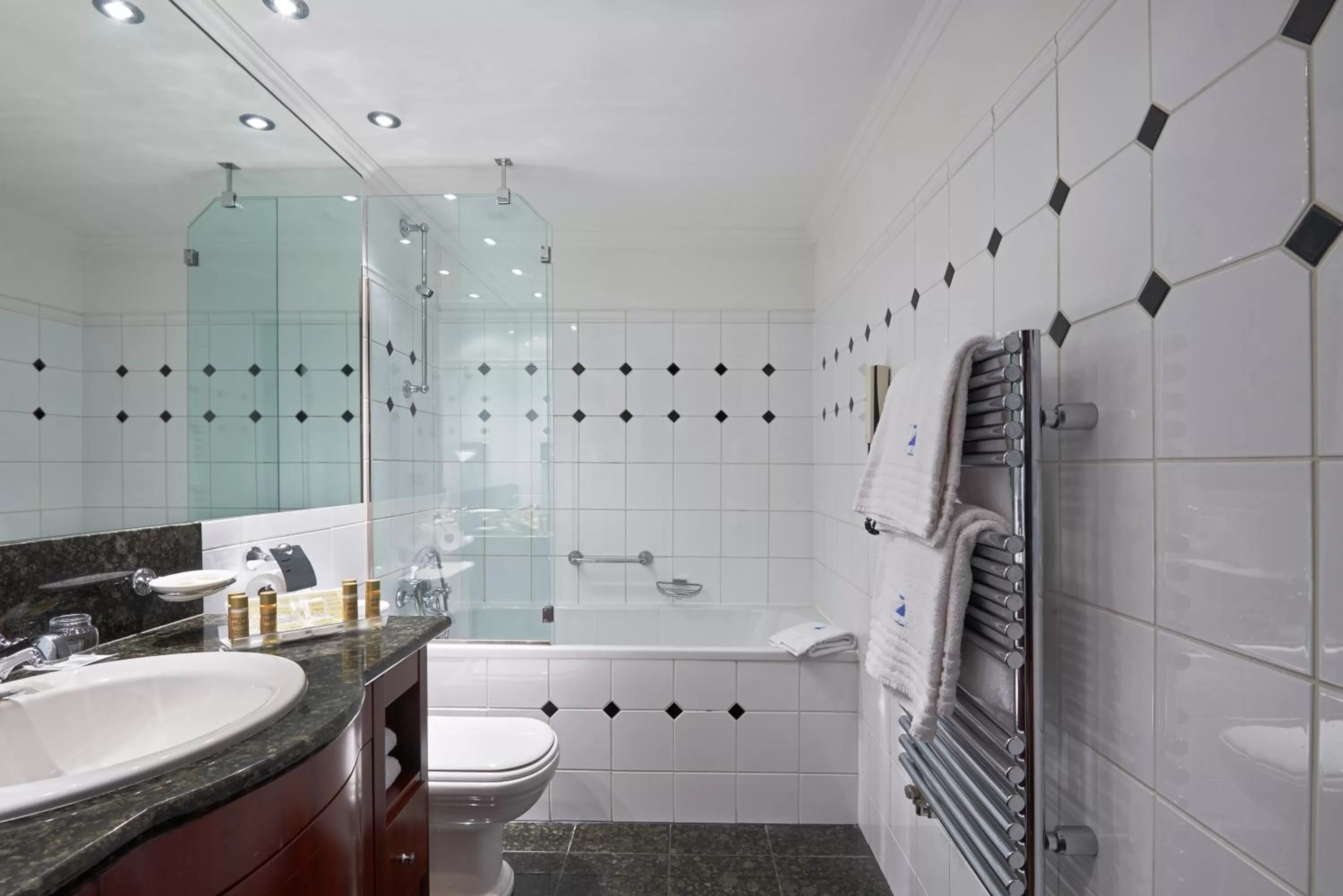 Bathroom in Eurostars Montgomery