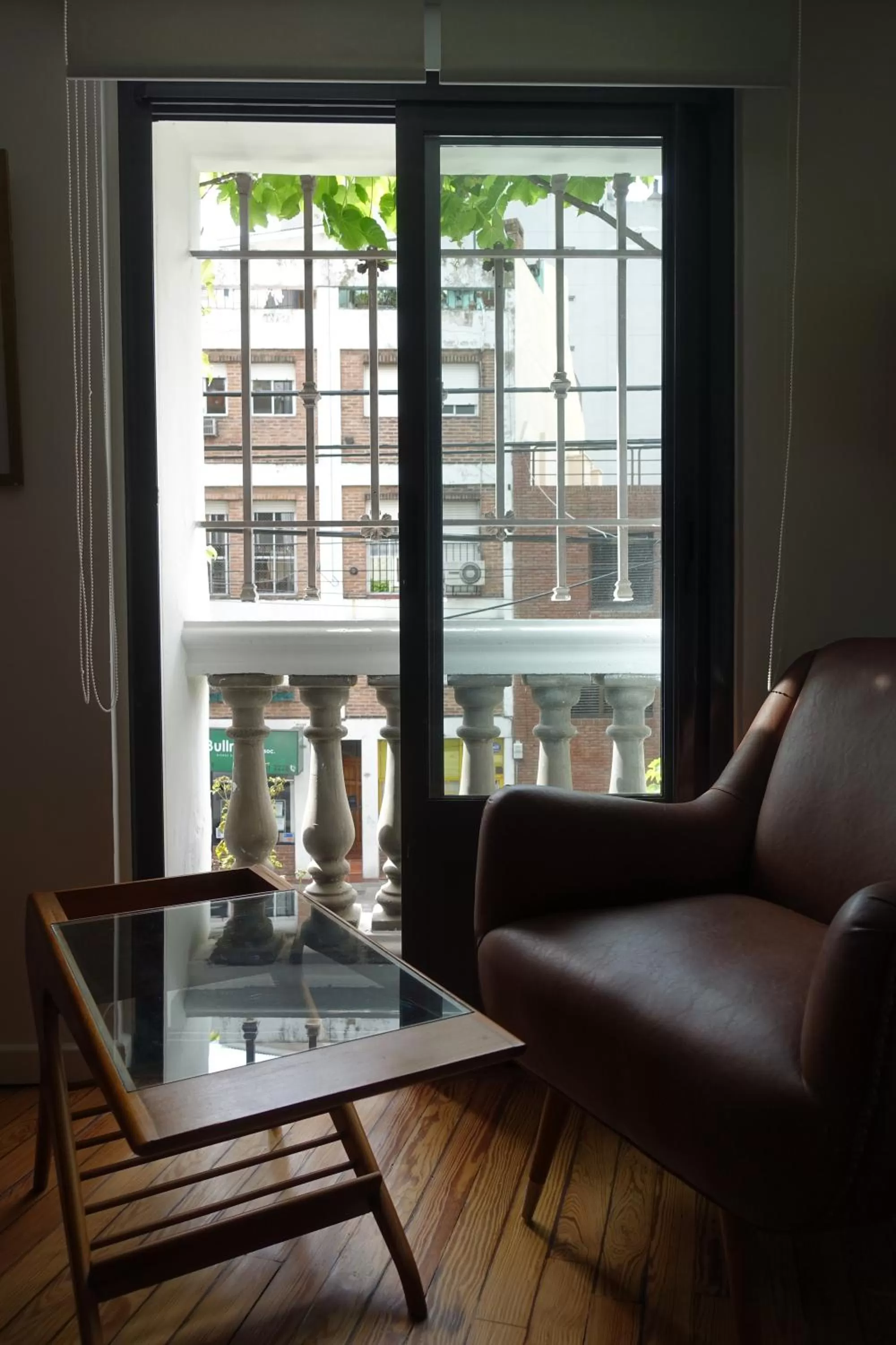 Seating area in Le Petit Palais