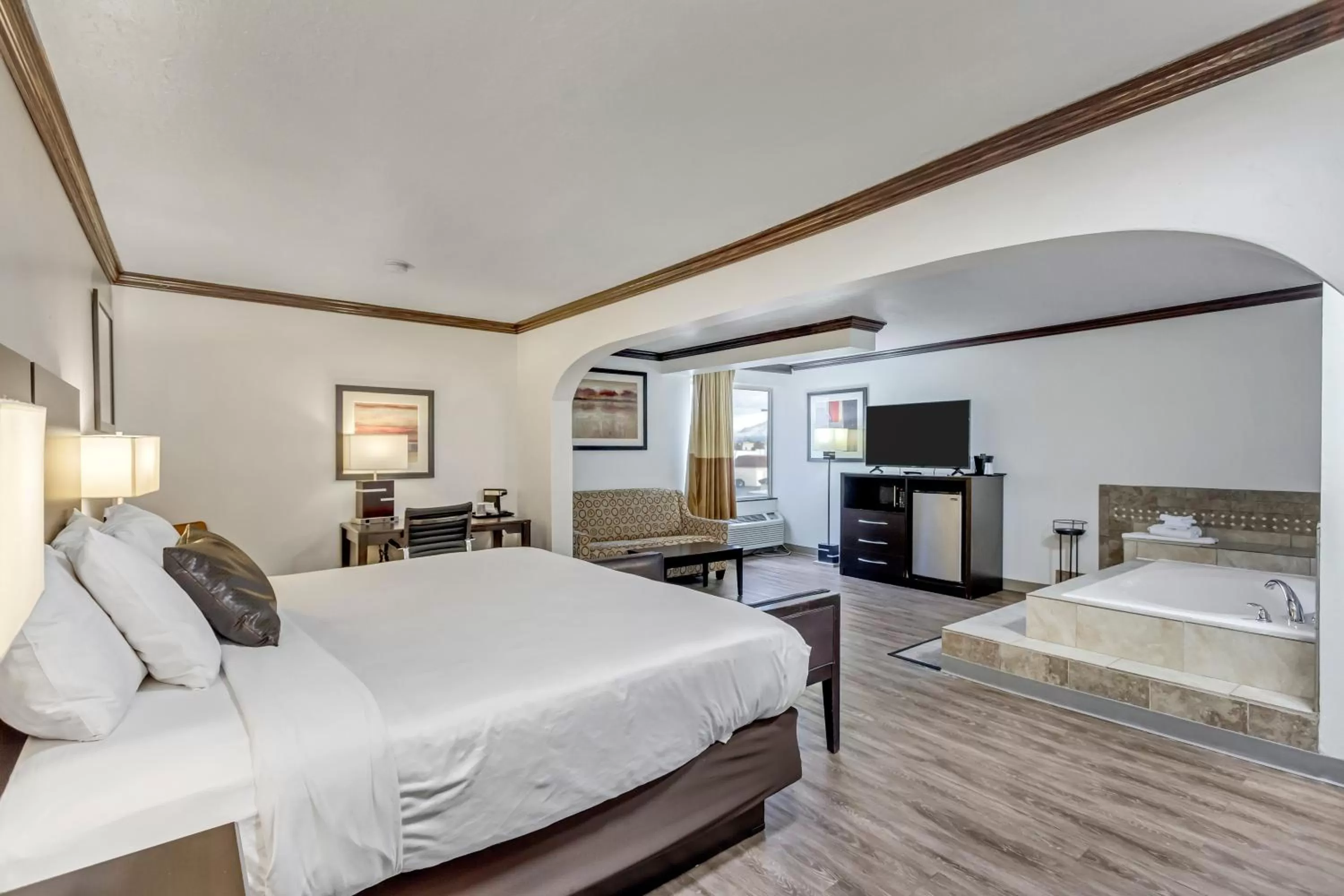 Bed in Park Inn by Radisson, Salt Lake City-Midvale