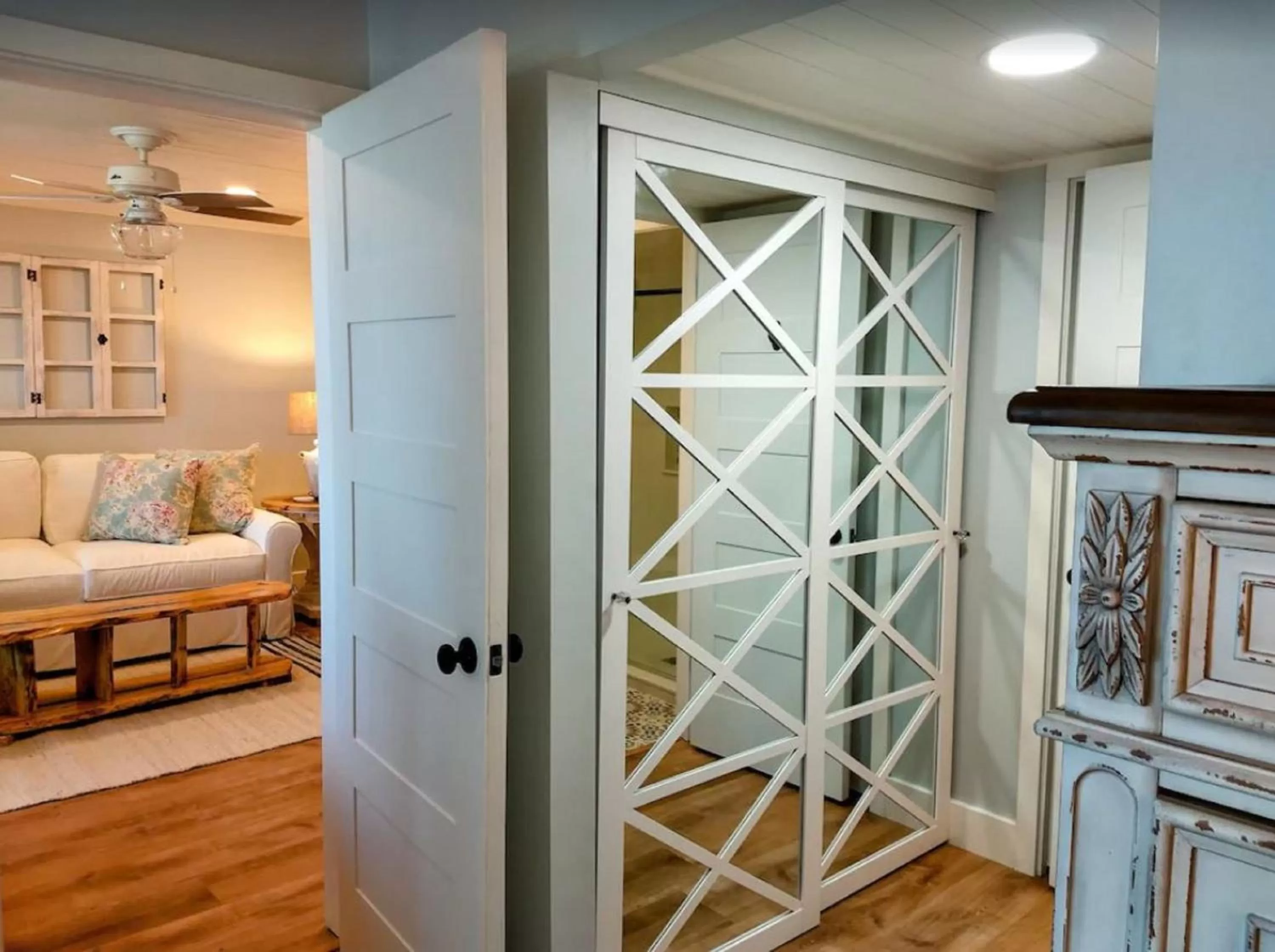 Bed in Ocean Gate at Hibiscus Resort