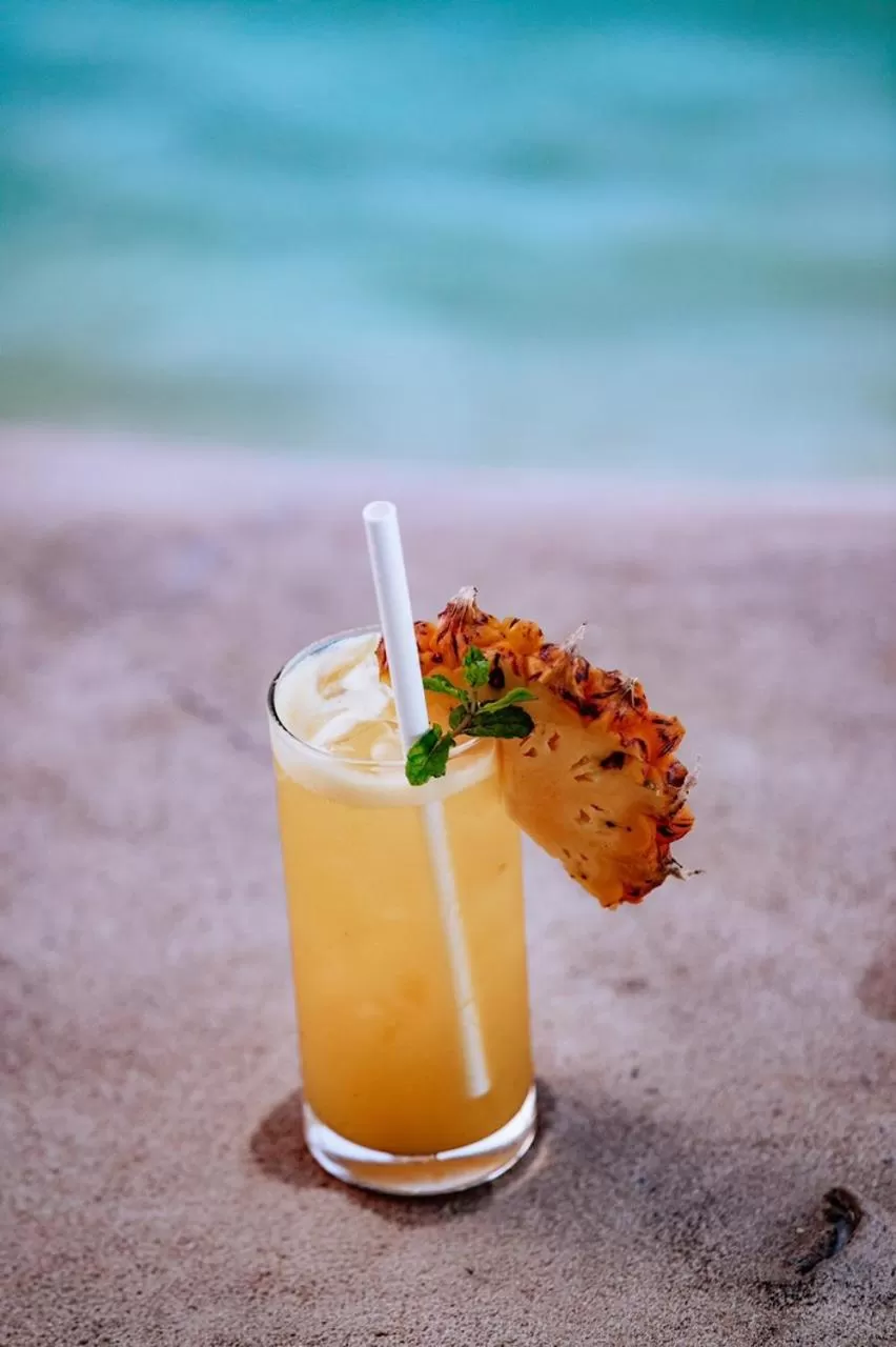 Restaurant/places to eat in Rocks Beach Boutique