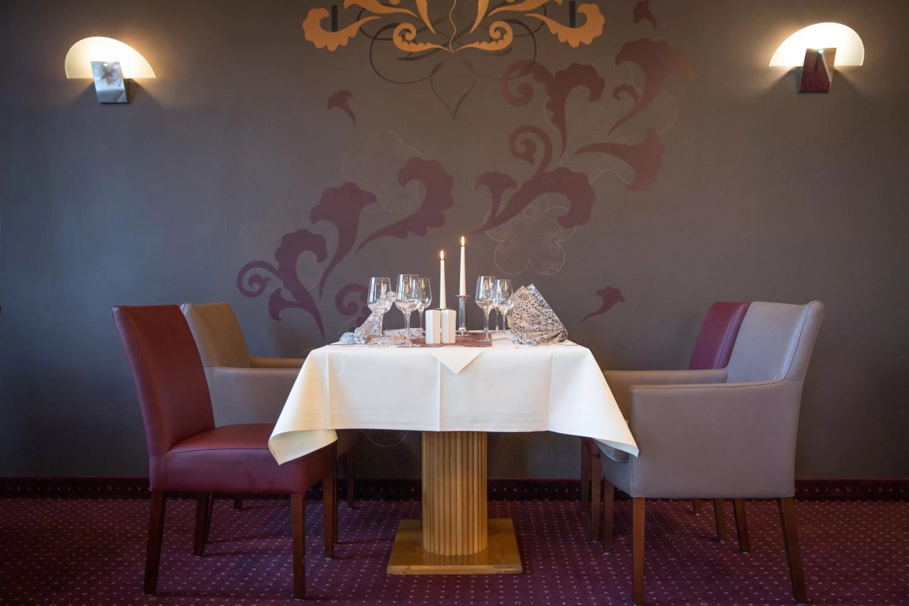 Restaurant/places to eat in Hotel Kristall