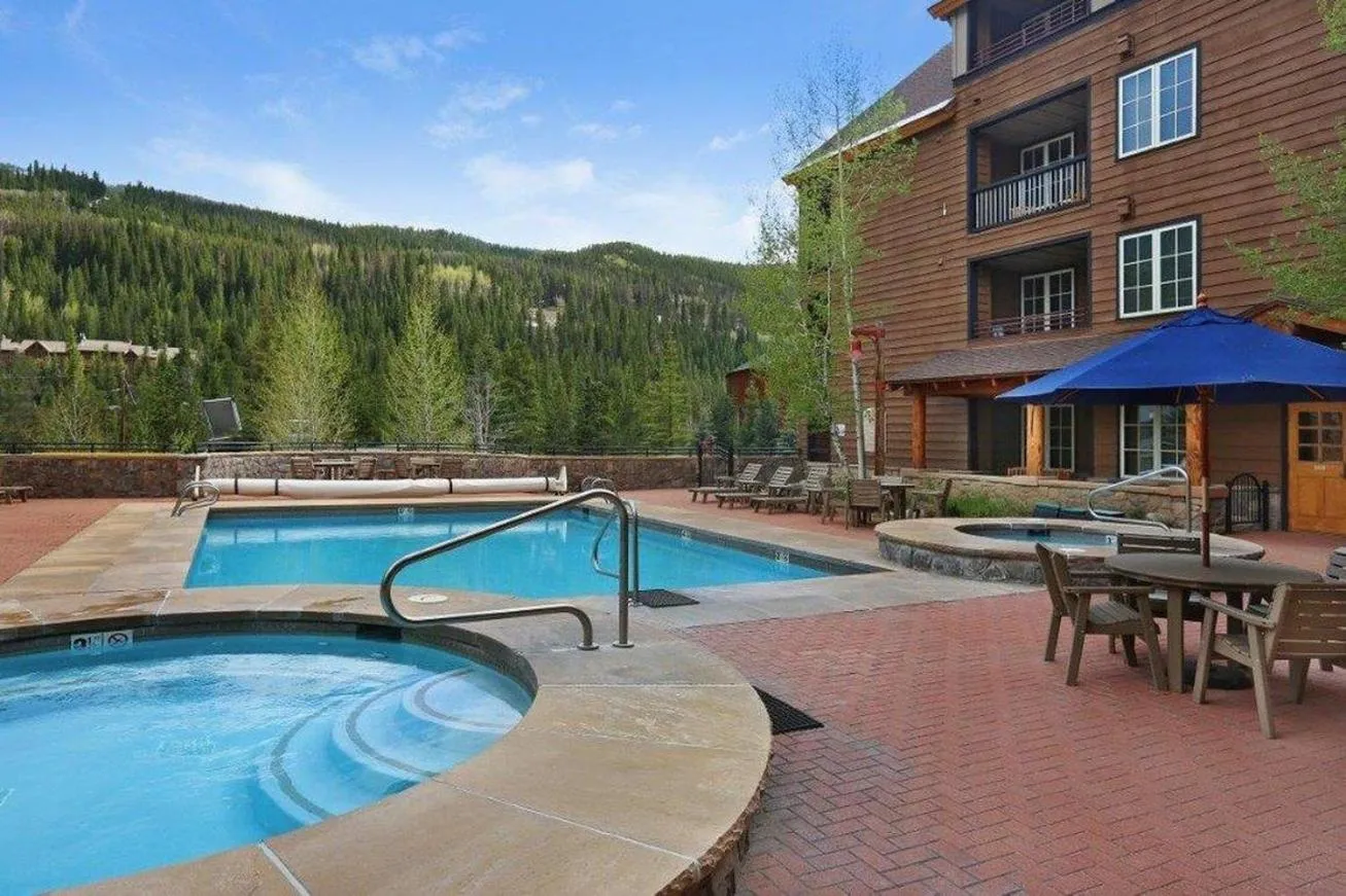 Swimming Pool in River Run Village by Keystone Resort