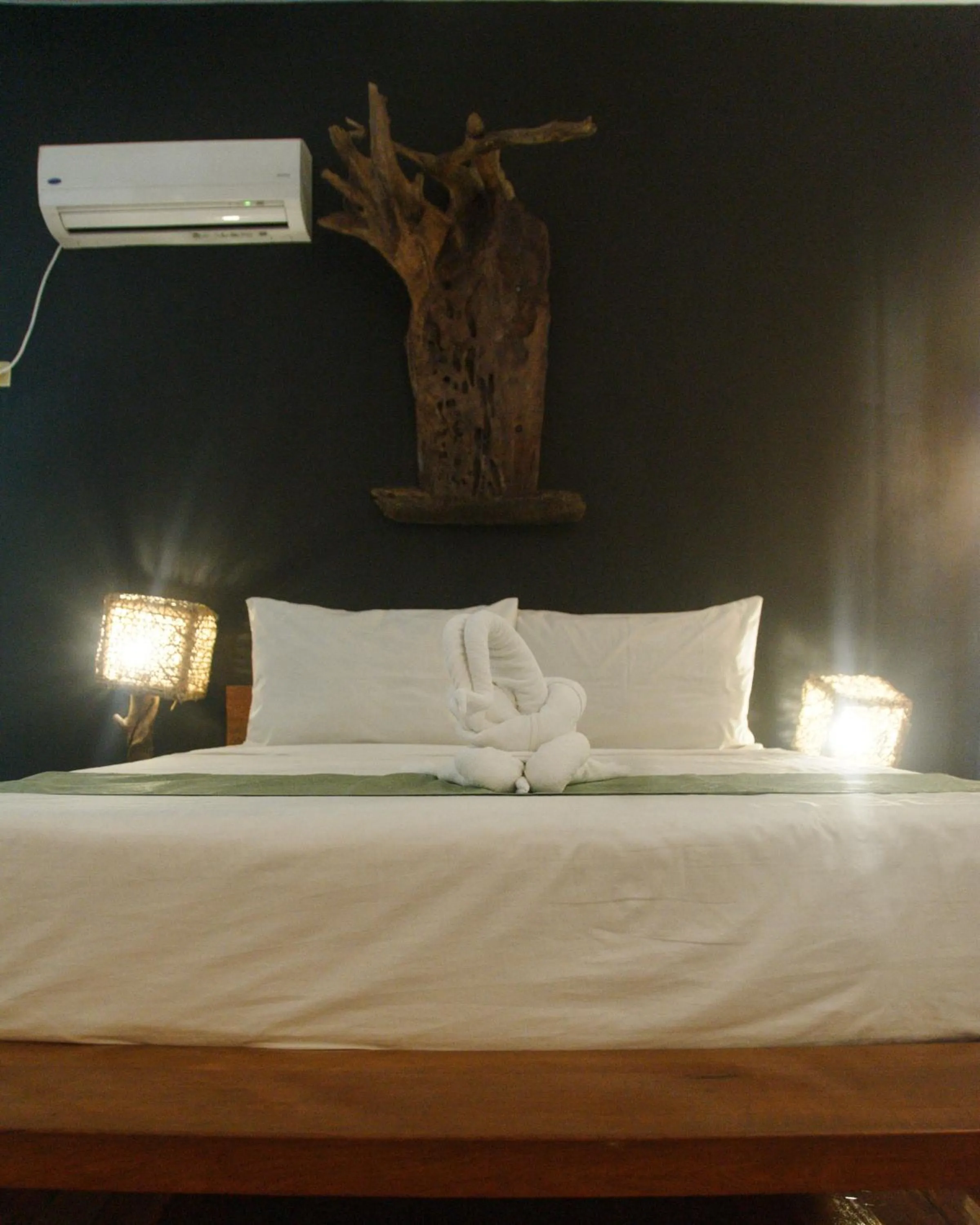 Bed in Happiness Boutique Resort El Nido