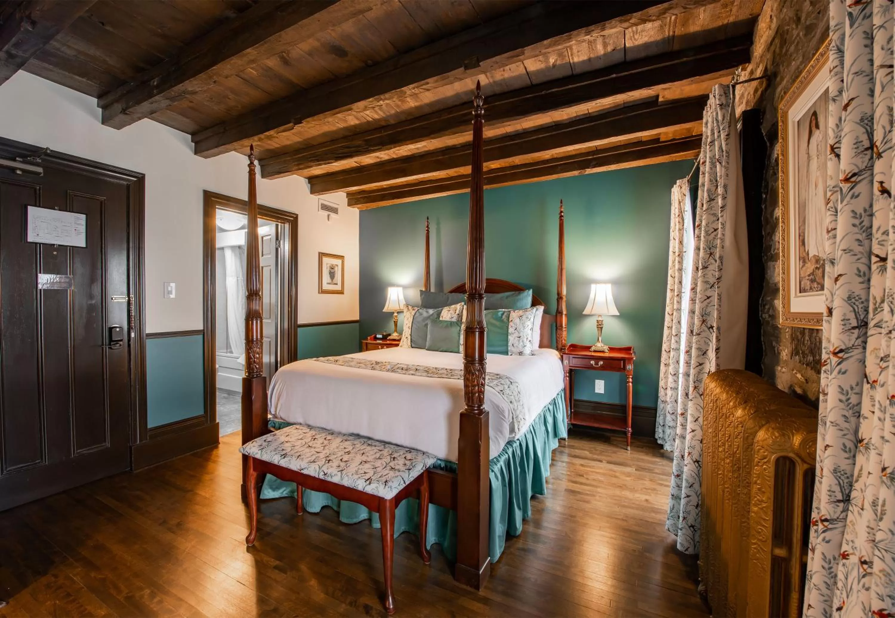 Bedroom, Bed in Le Clos Saint-Louis - Par Aneyro