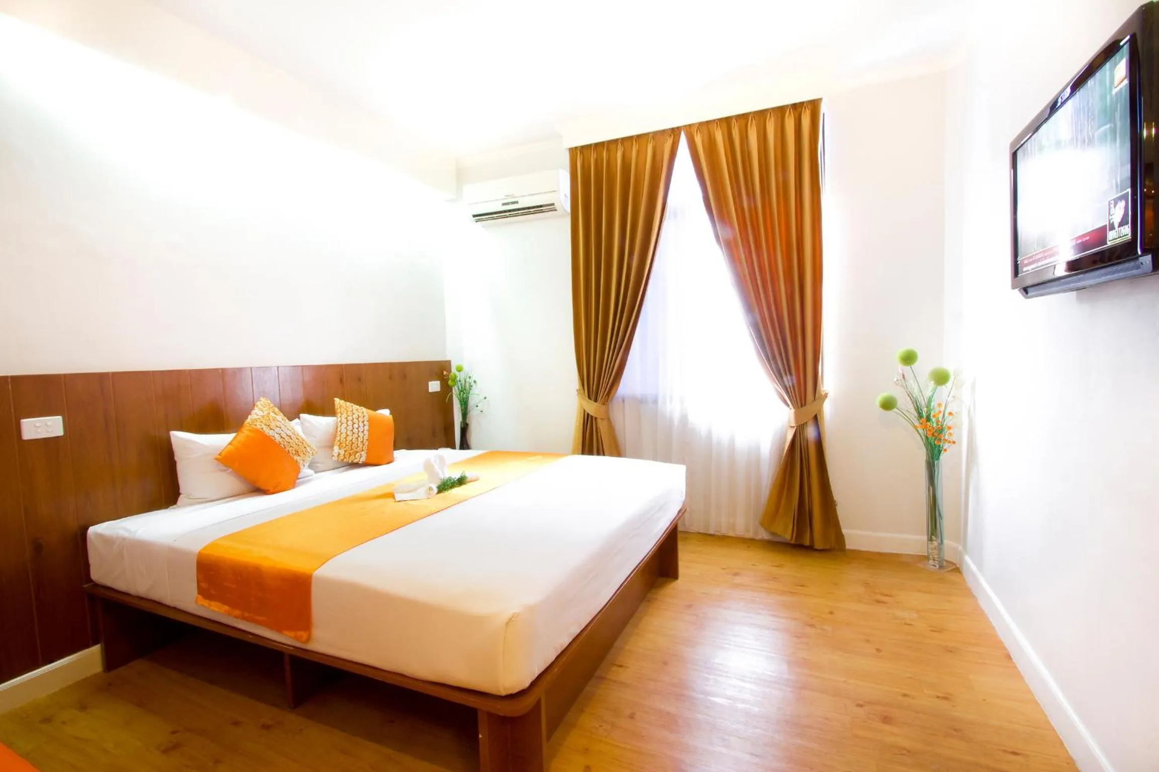 Bed in China Town Hotel - SHA Plus Certified