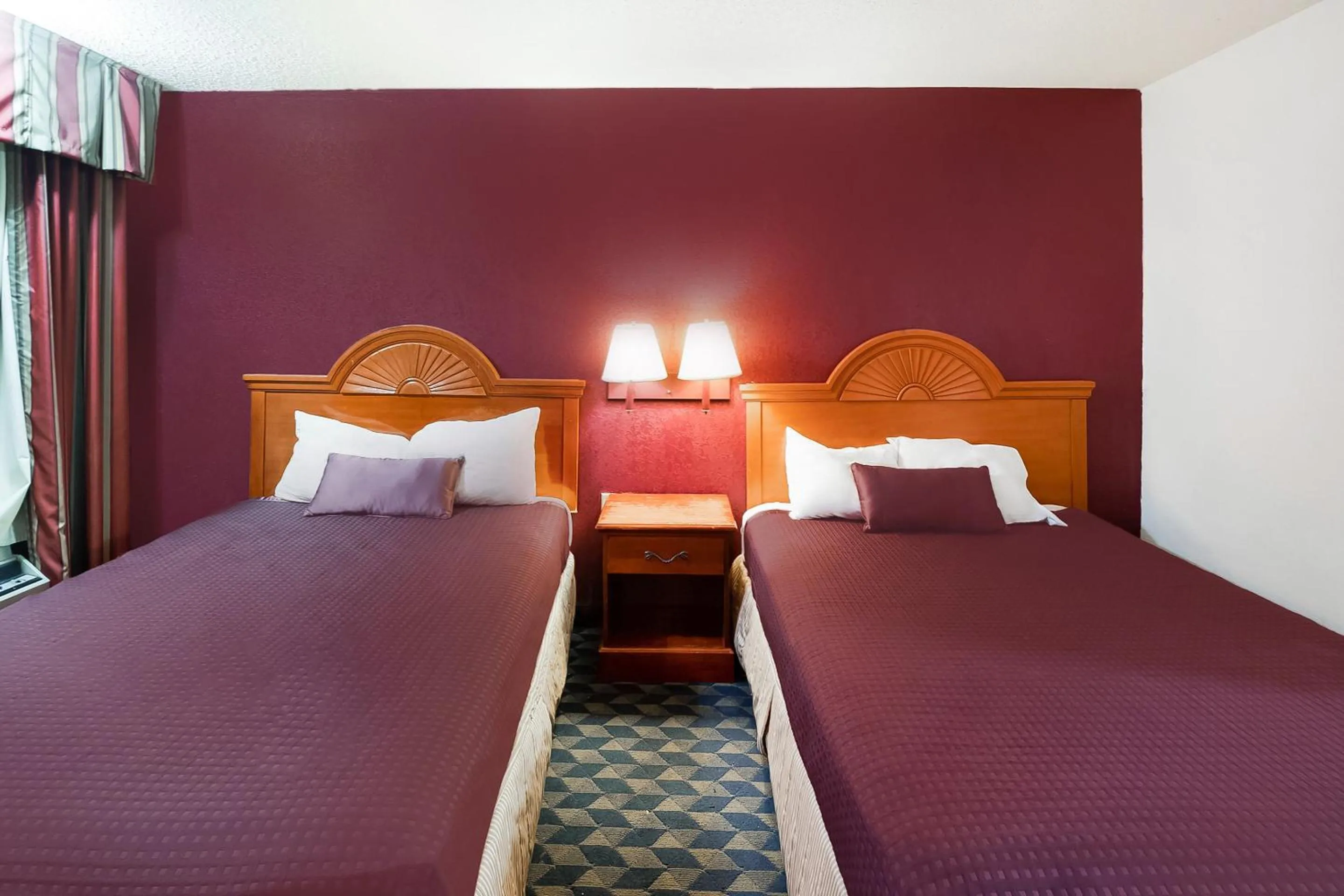 Bedroom, Bed in OYO Hotel Manning SC