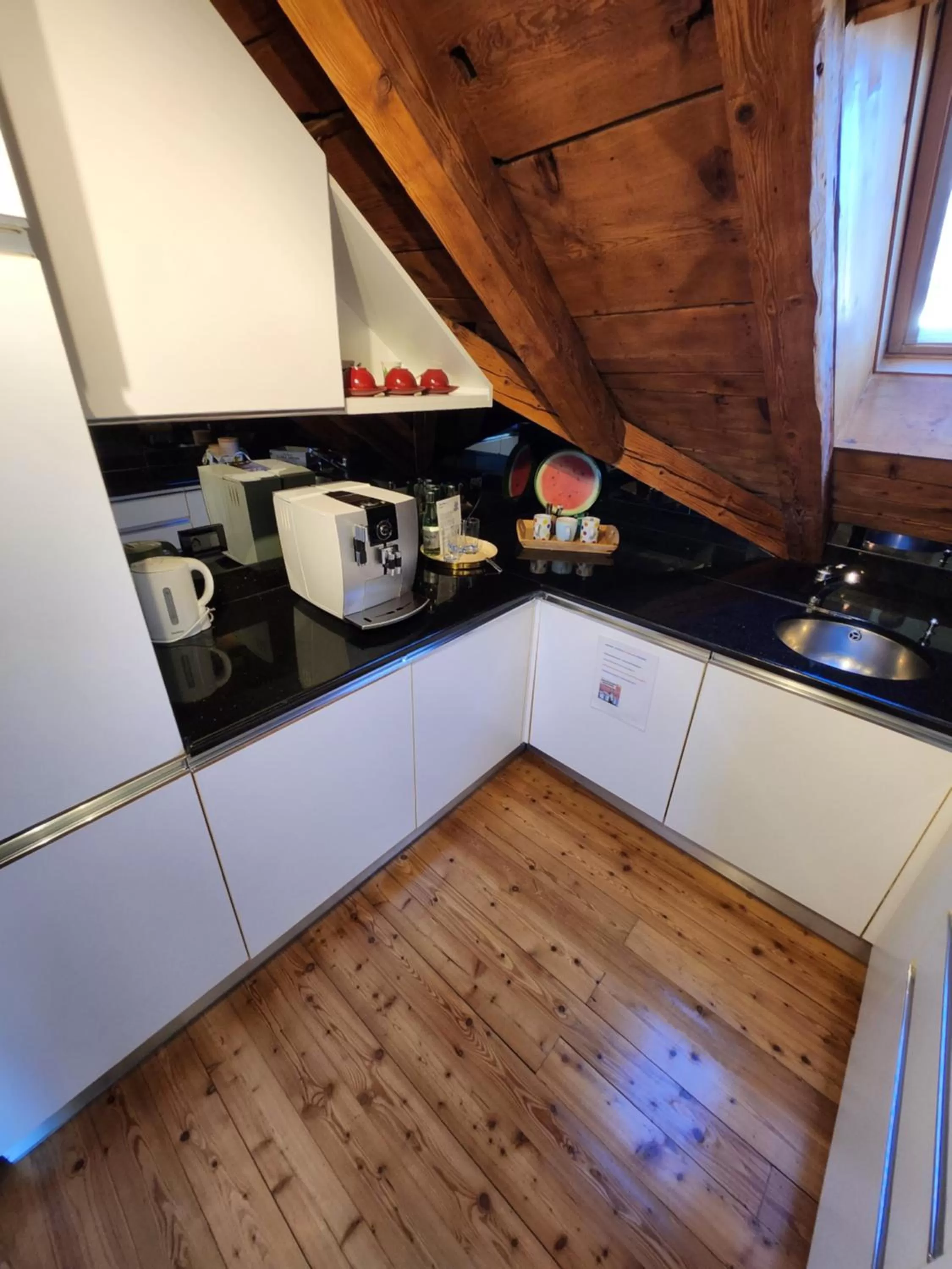 Coffee/tea facilities in Hotel Millennium