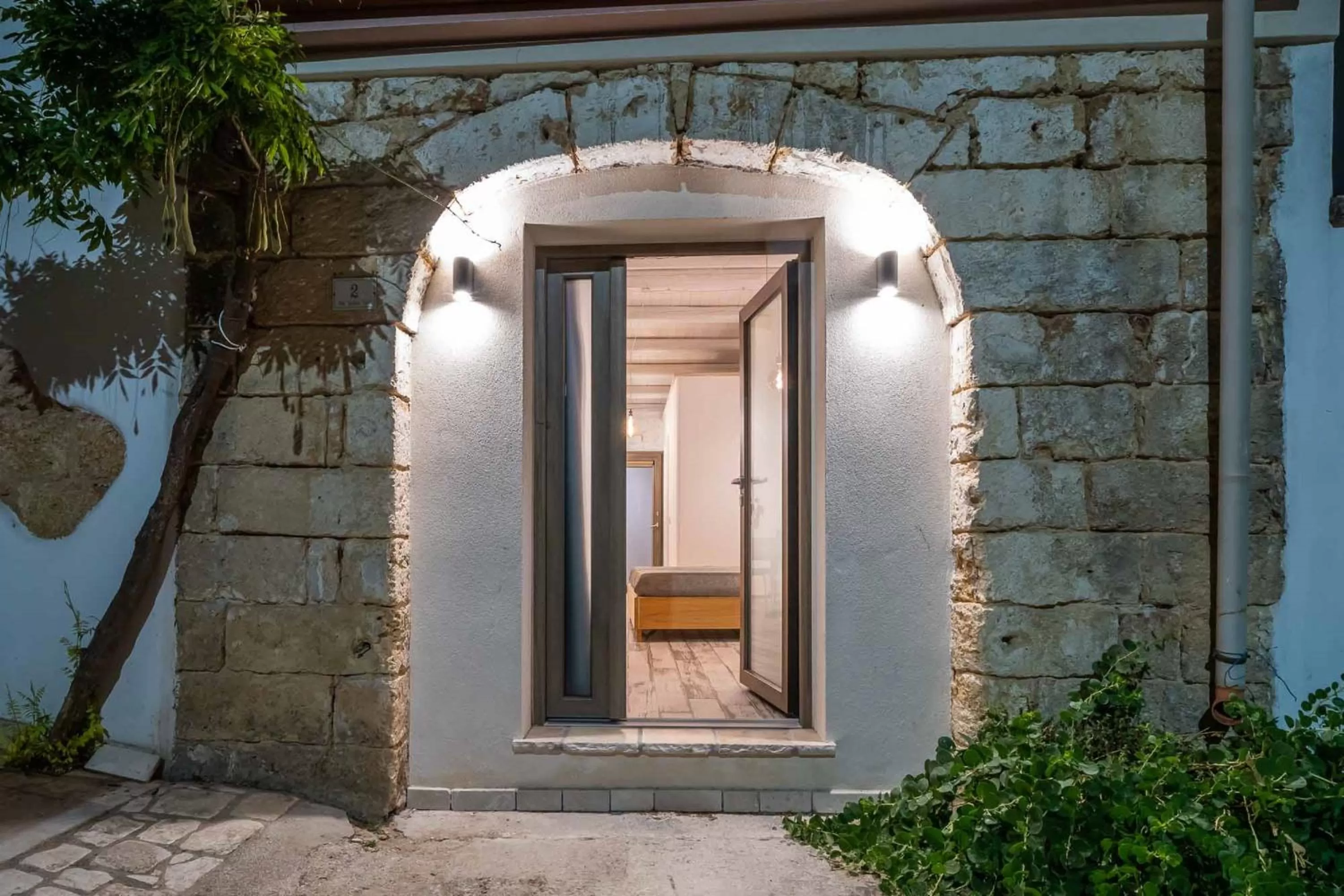 Facade/entrance in Corte Janca