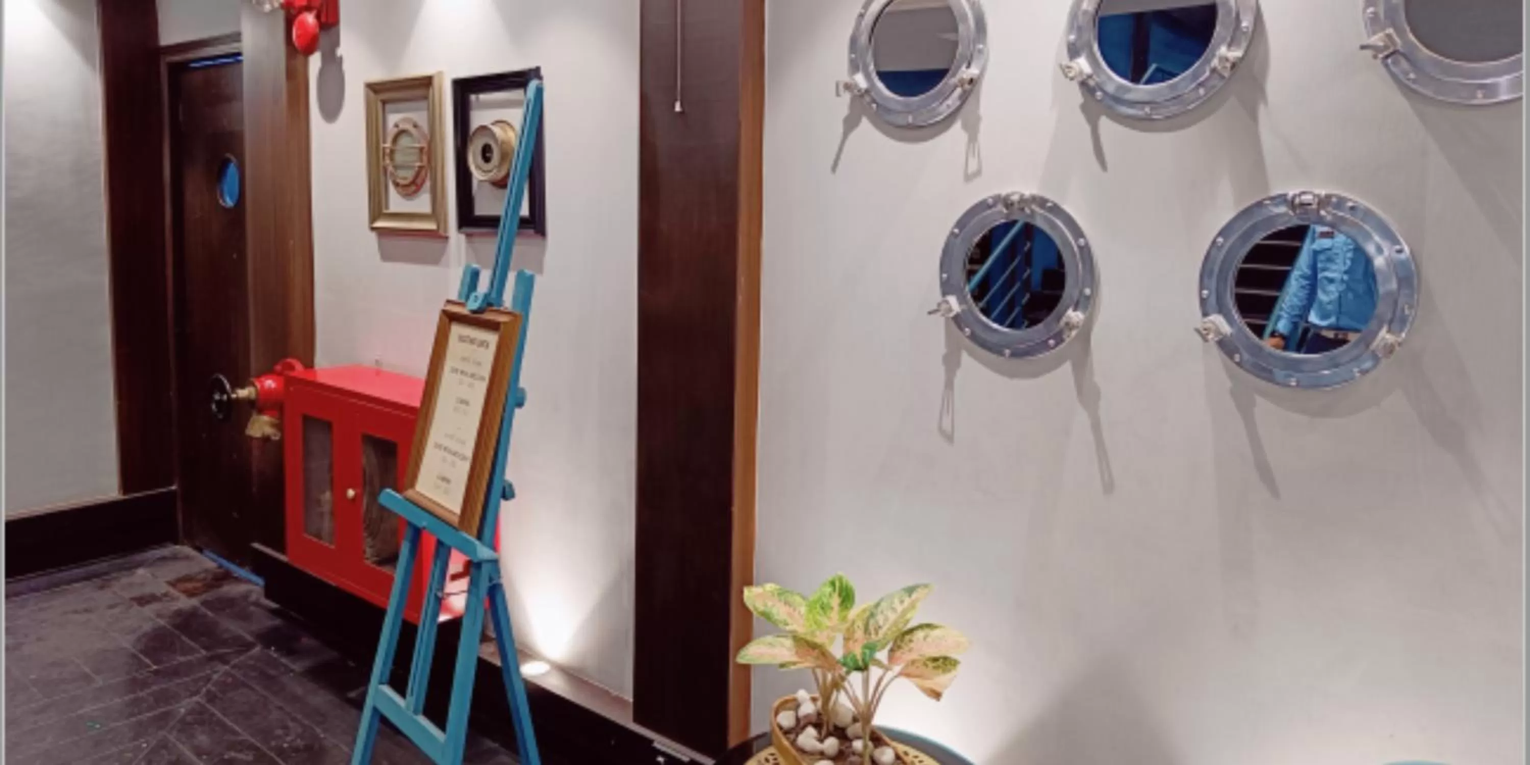 Property building in Polo Floatel Kolkata