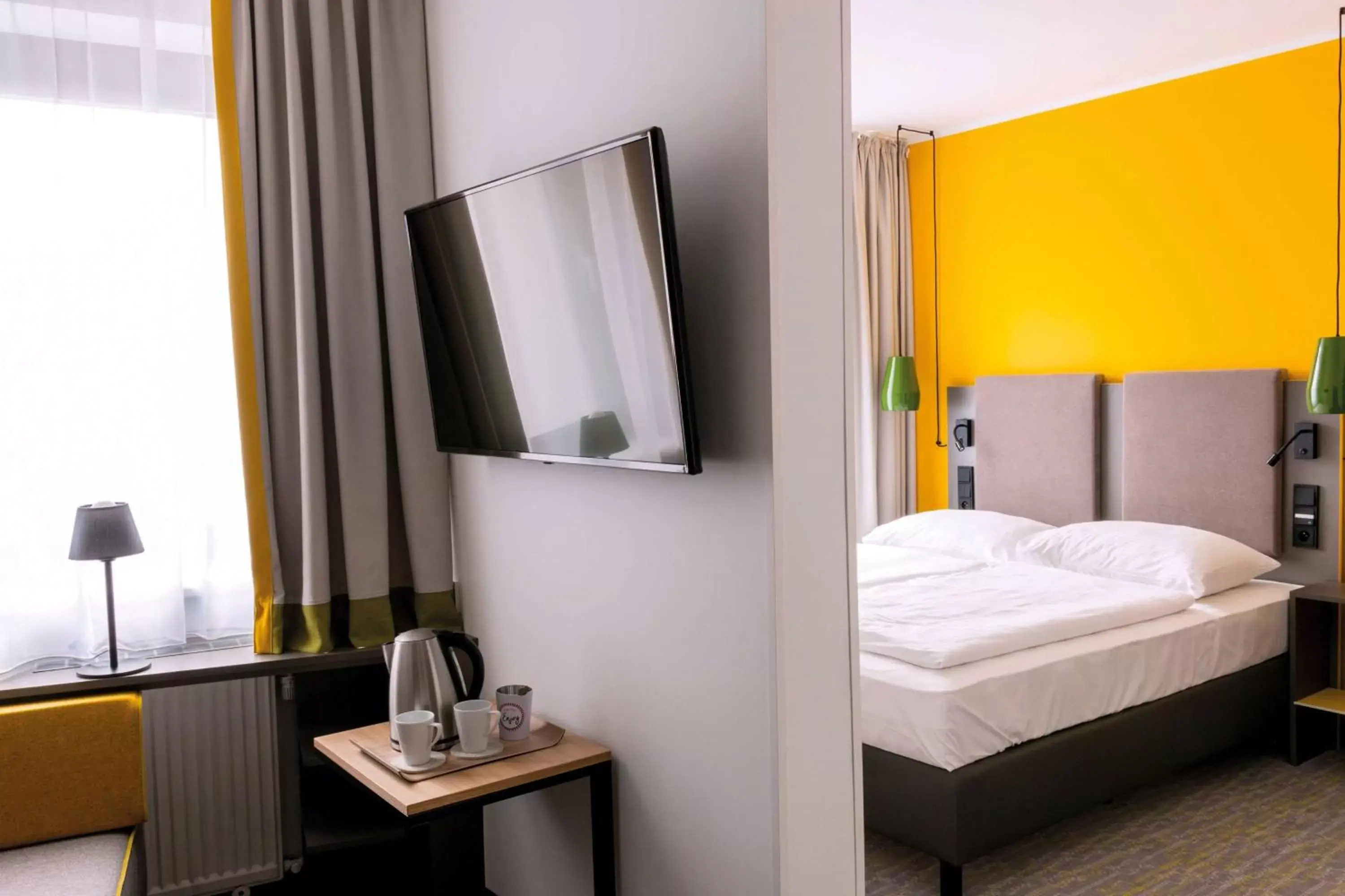 Lounge Accessible Room in Vienna House Easy by Wyndham Cracow Lounge Accessible Room in Vienna House Easy by Wyndham Cracow