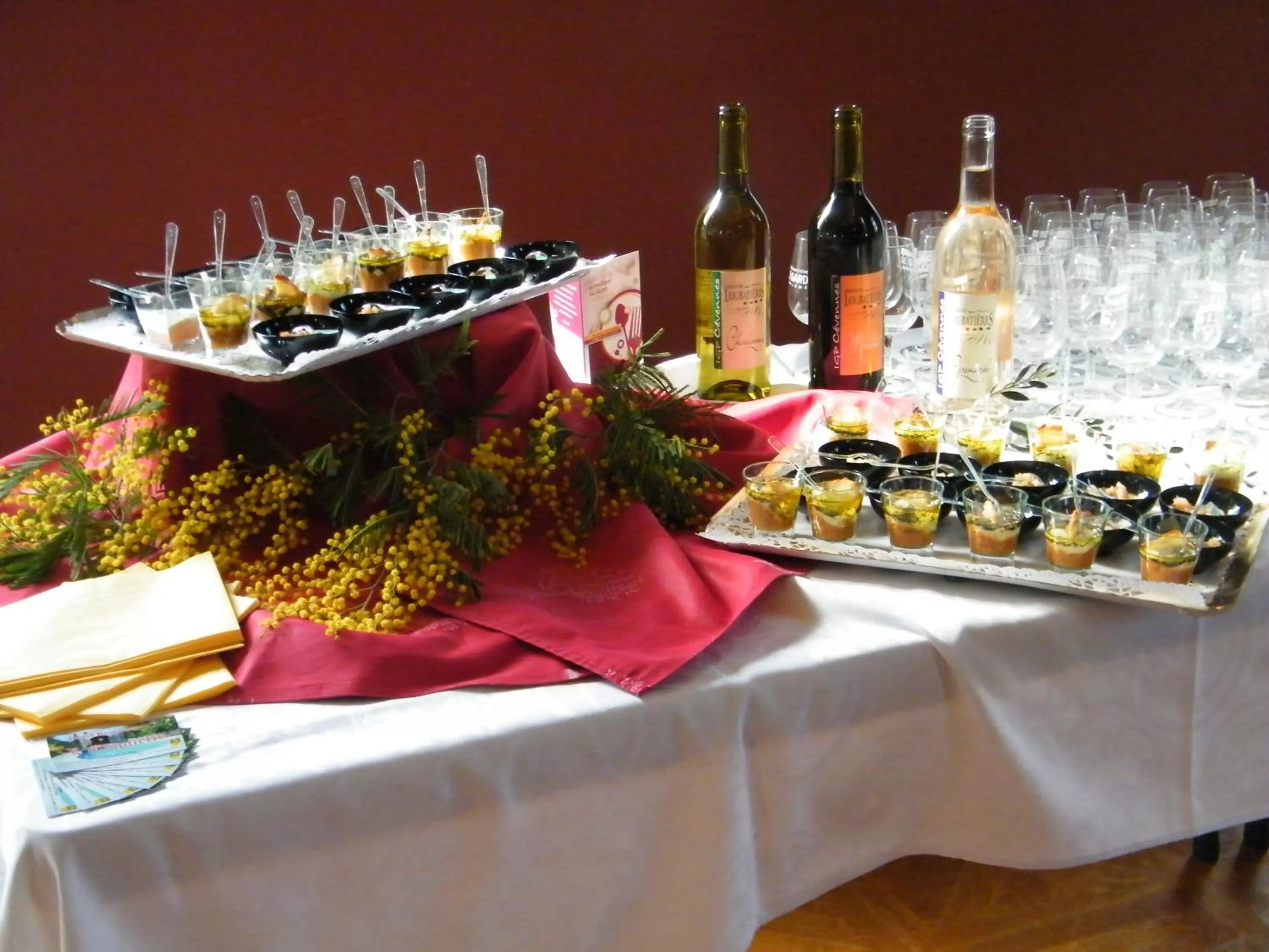 Food and drinks in Logis Hotel Restaurant L'Esquielle