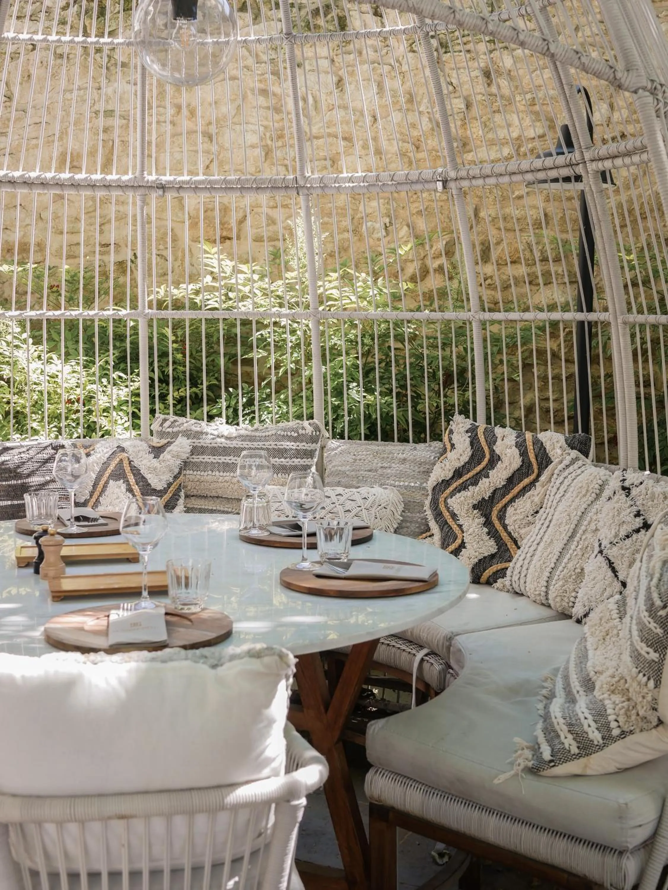 Restaurant/places to eat in Hôtel Le Saint Remy & Spa