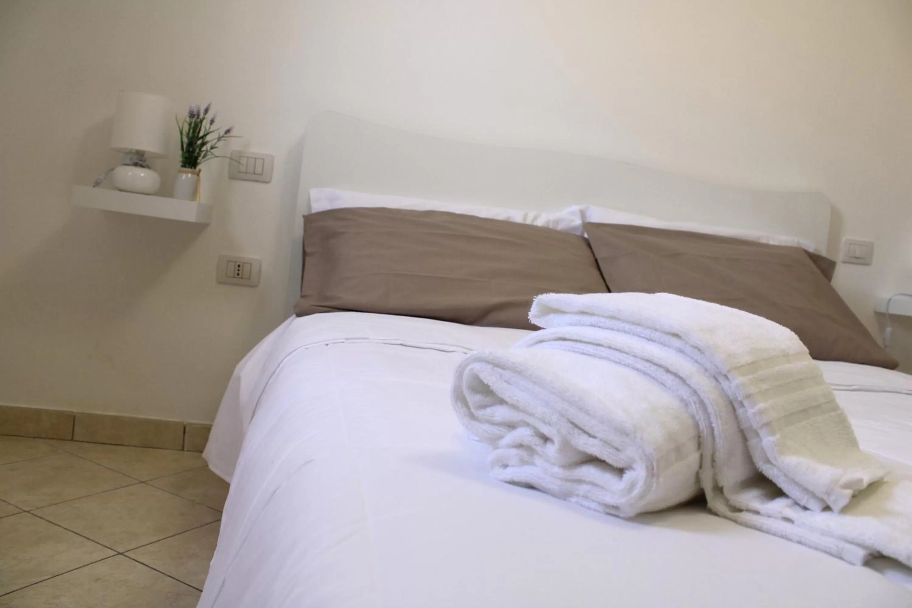 Bedroom, Bed in CilentoEasyRooms