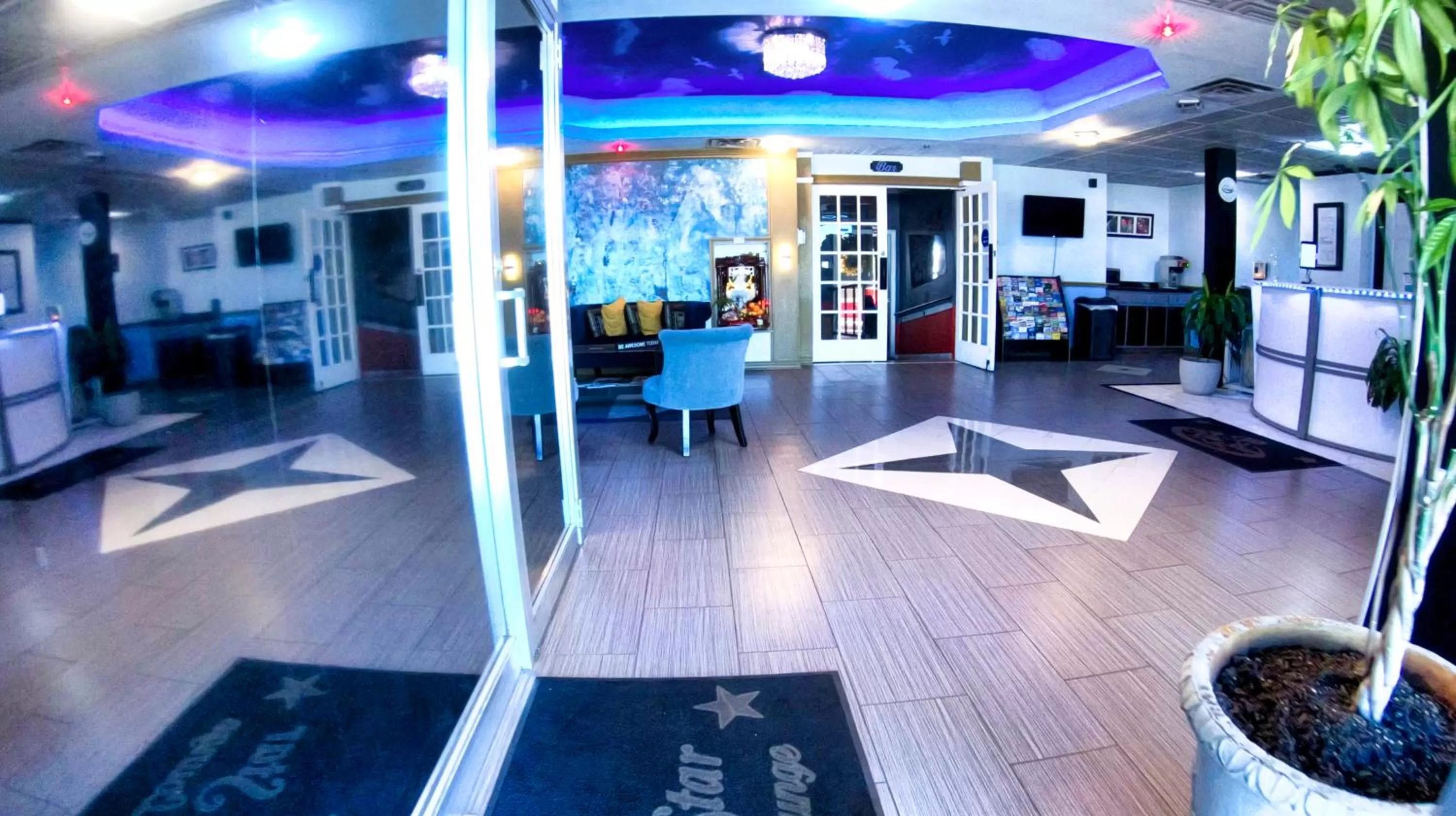 Lobby or reception in R Nite Star Inn and Suites -Home of the Cowboys & Rangers