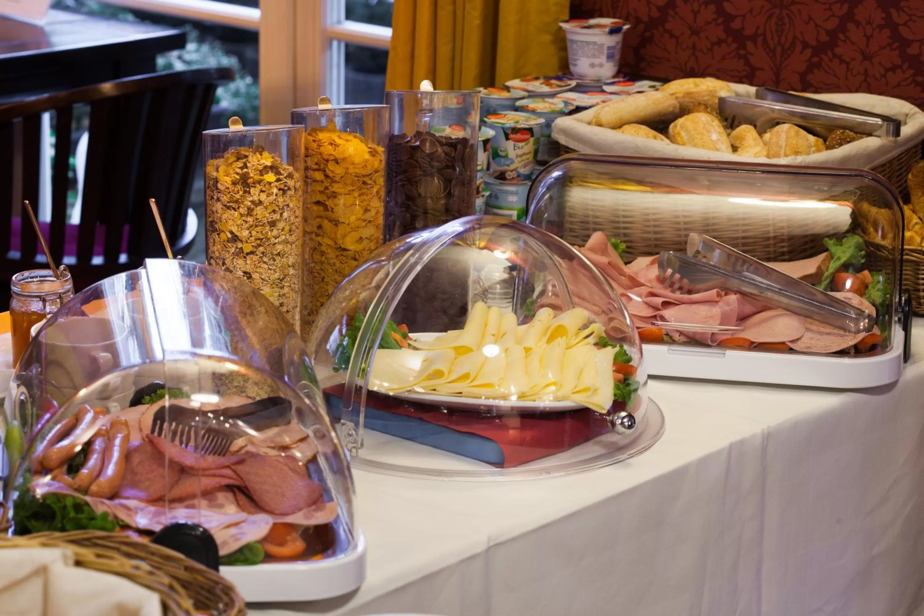 Buffet breakfast in Hotel Athos