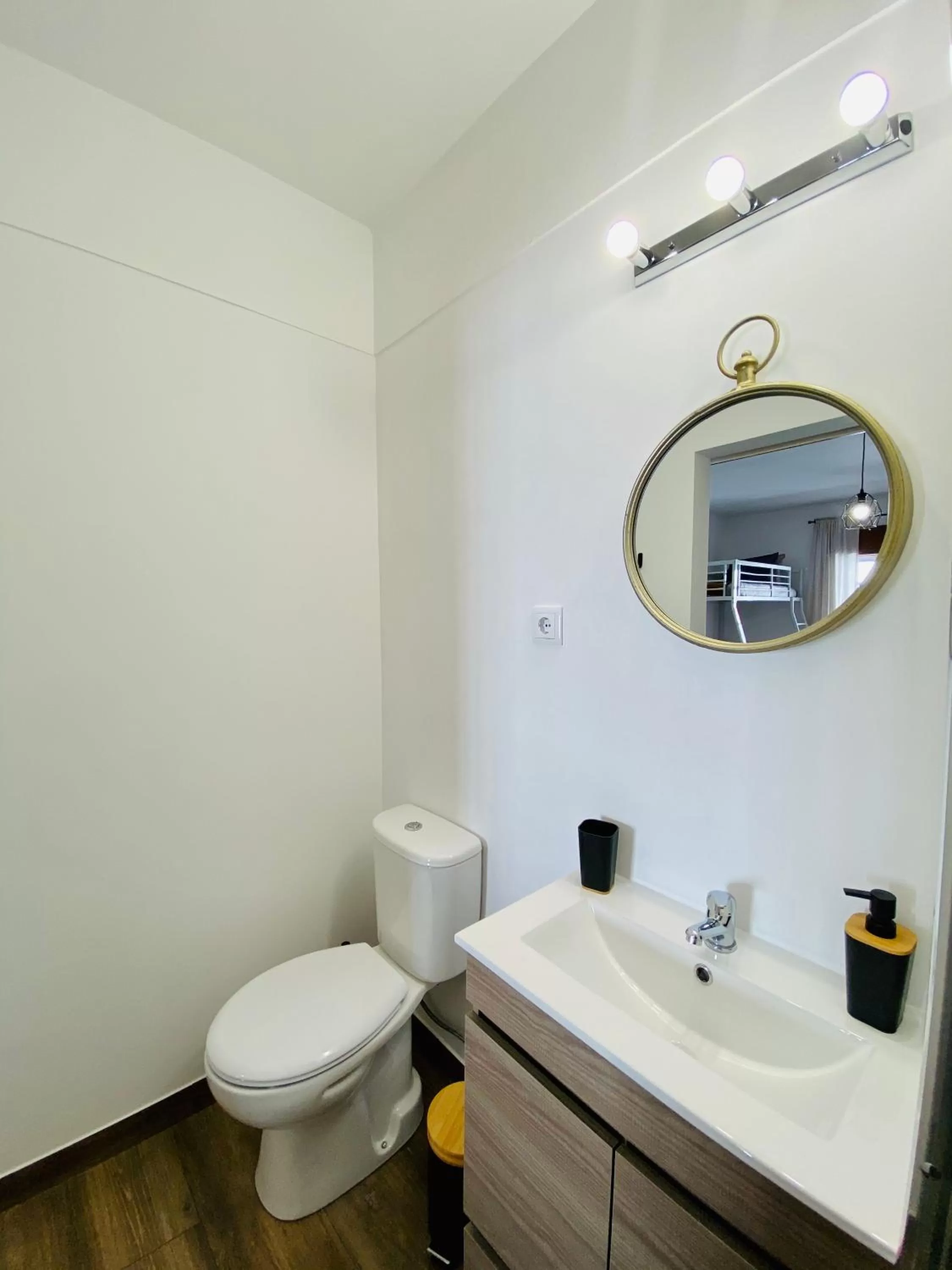 Toilet in Stay on Top Old Town