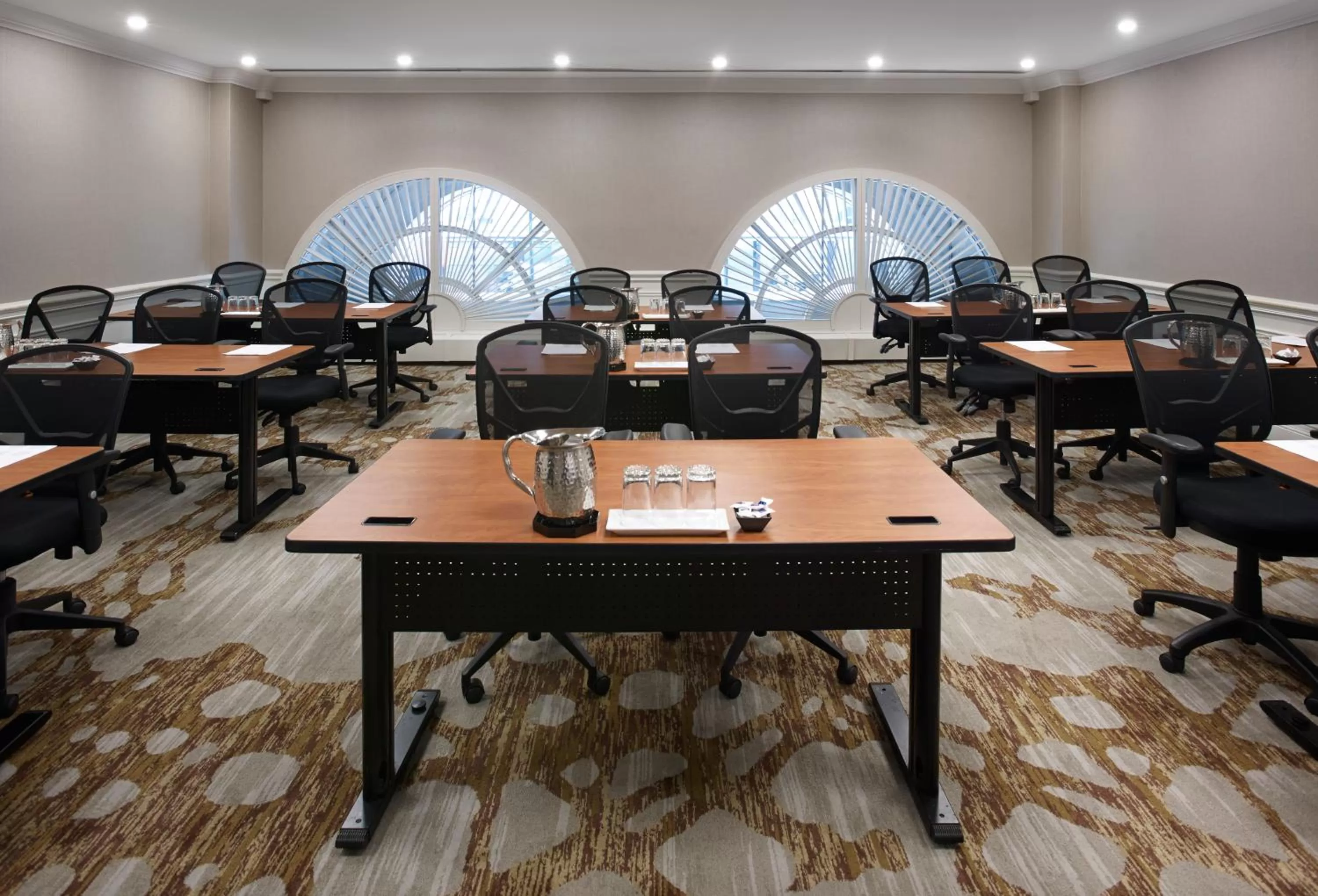 Banquet/Function facilities in The Novotel Toronto Centre