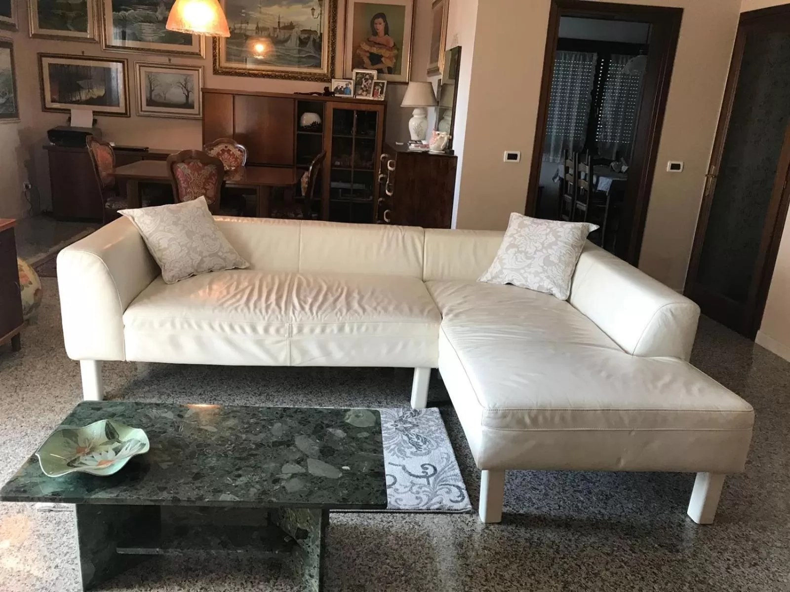 Communal lounge/ TV room in B&B Amy&Julie