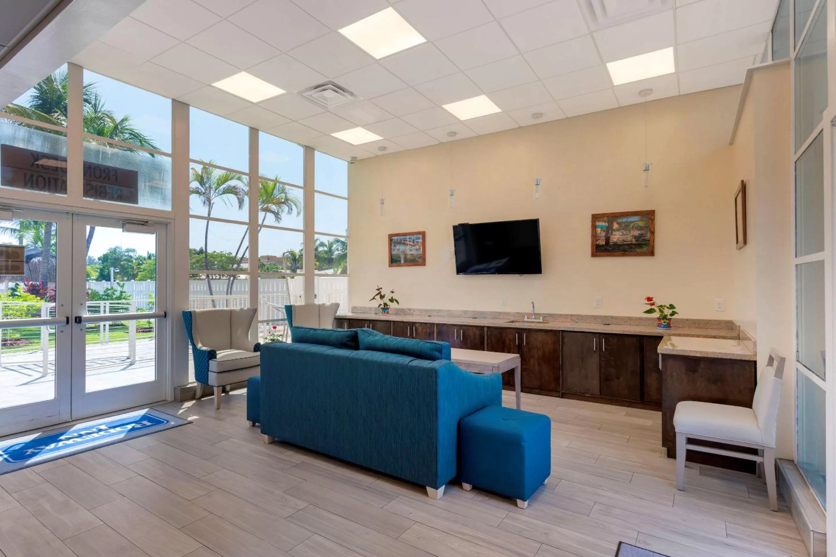 Lobby or reception in Downtown Hollywood Gardens Inn & Suites