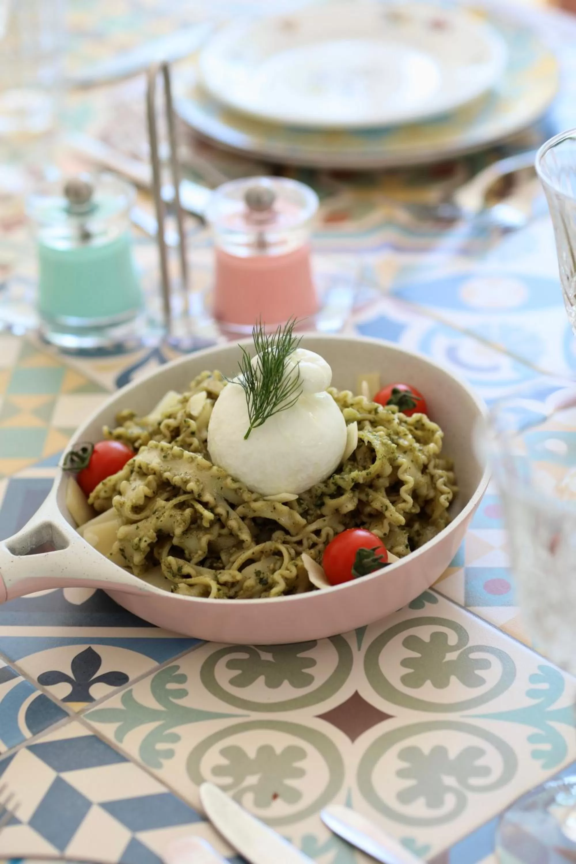 Restaurant/places to eat in greet hôtel Pont du Gard - Route d'Avignon