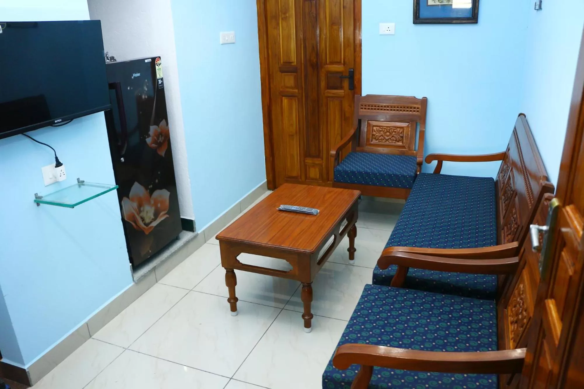 TV and multimedia, Seating Area in Bluetique Beach House
