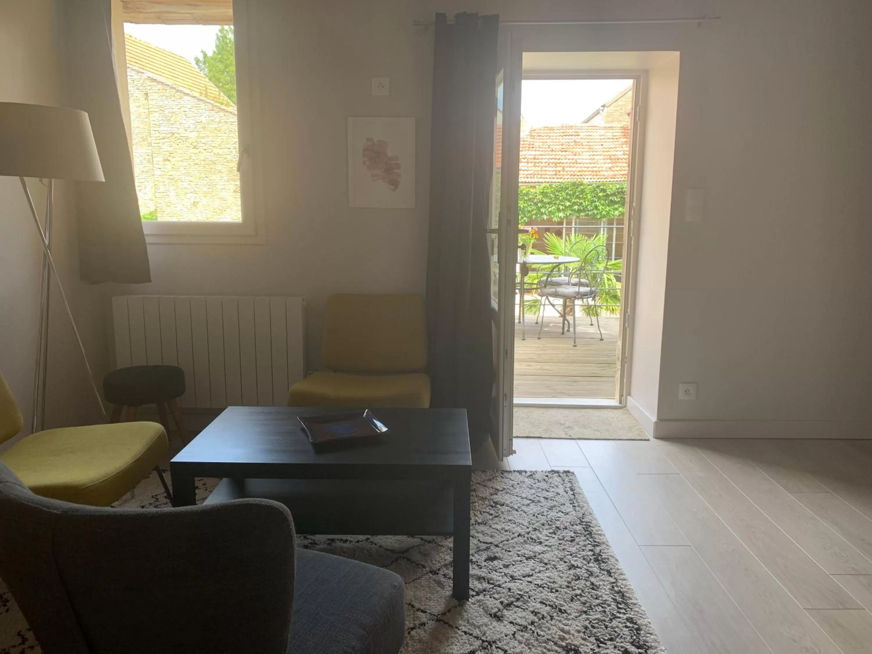 Living room in 10 Côté Cour